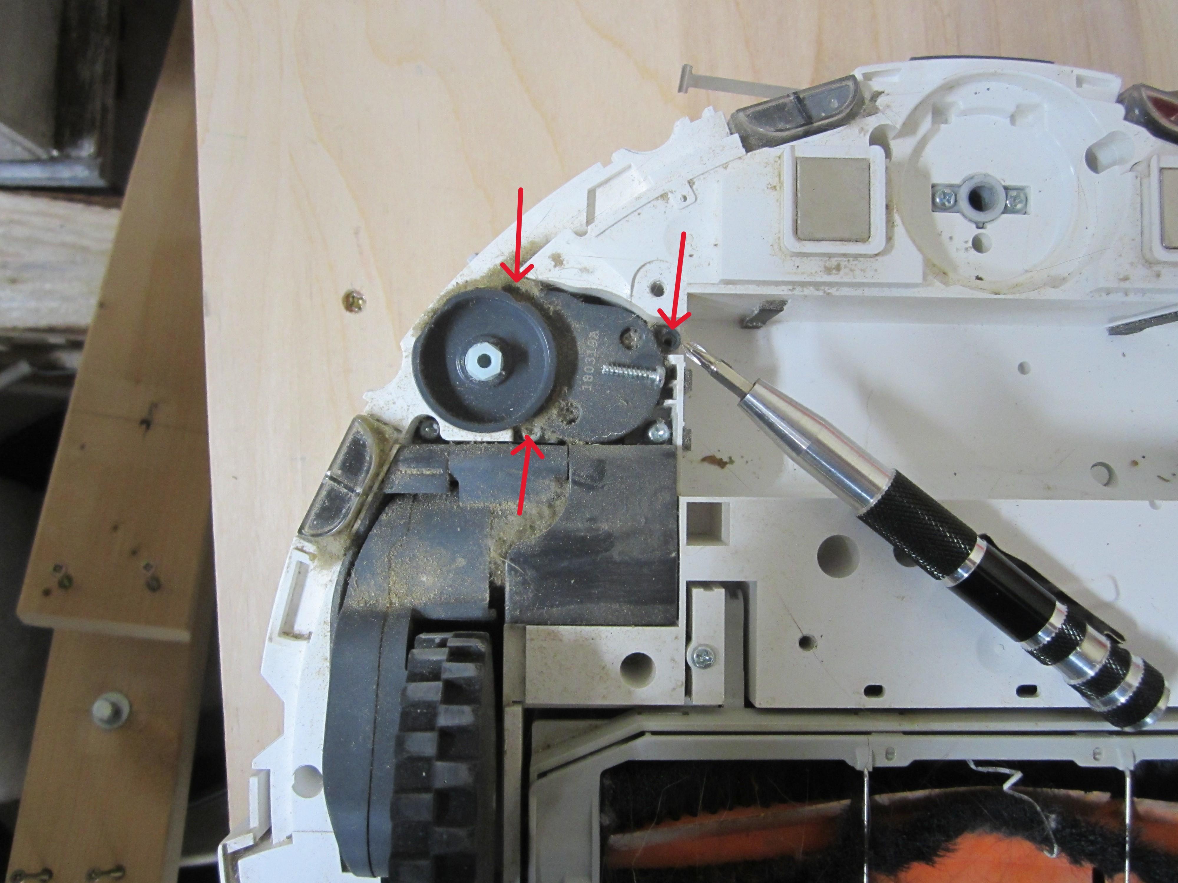 Roborock S5 Disassembly for Cleaning, Troubleshooting and Repair 35