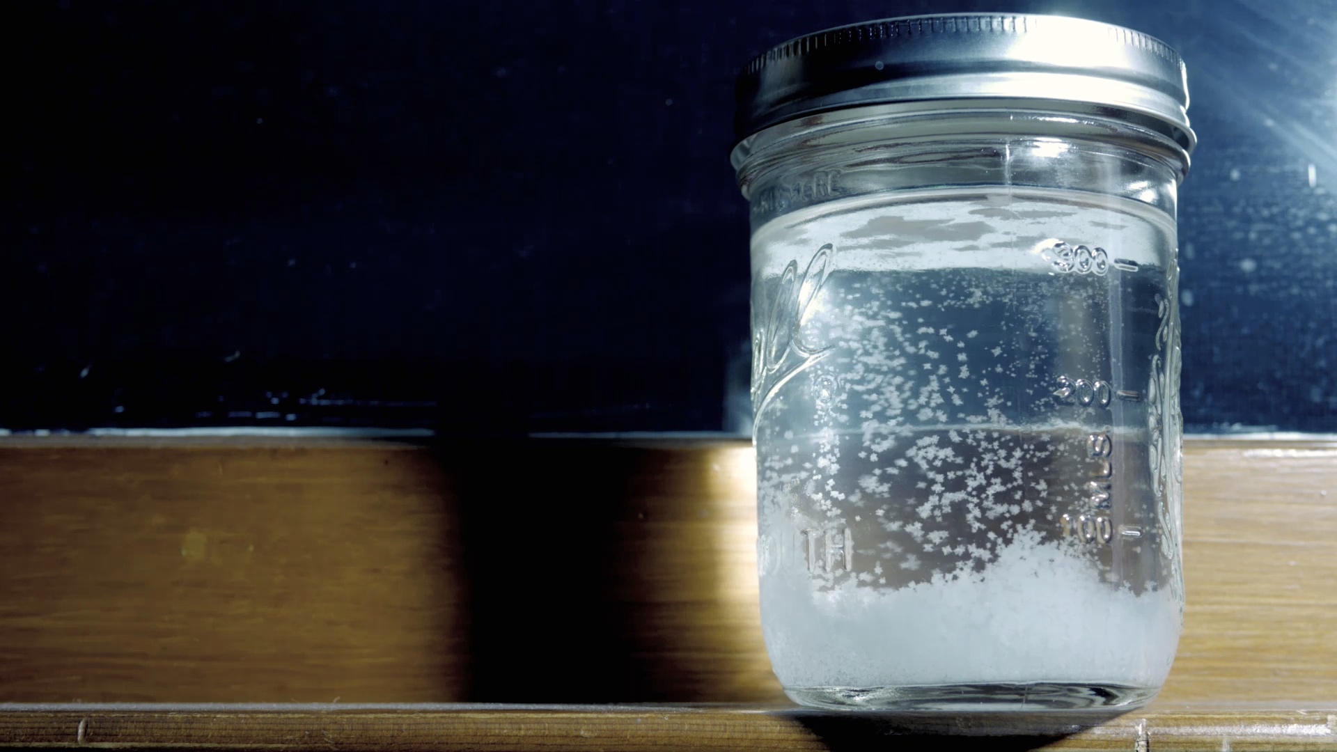 Fitzroy Storm Glass (18th Century Weather Prediction Device) 3 Steps