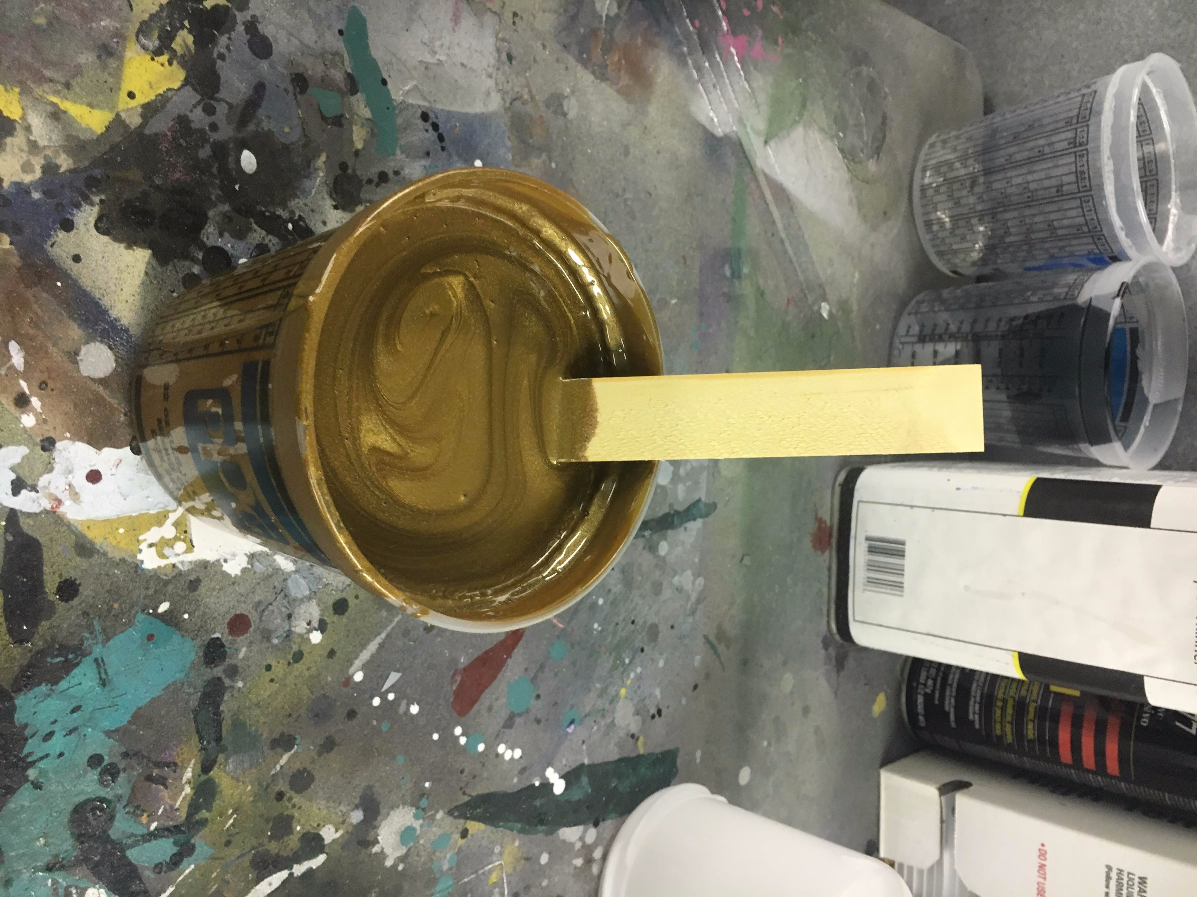 Spray Painted Wood Pallet Creation 11 Steps (with Pictures