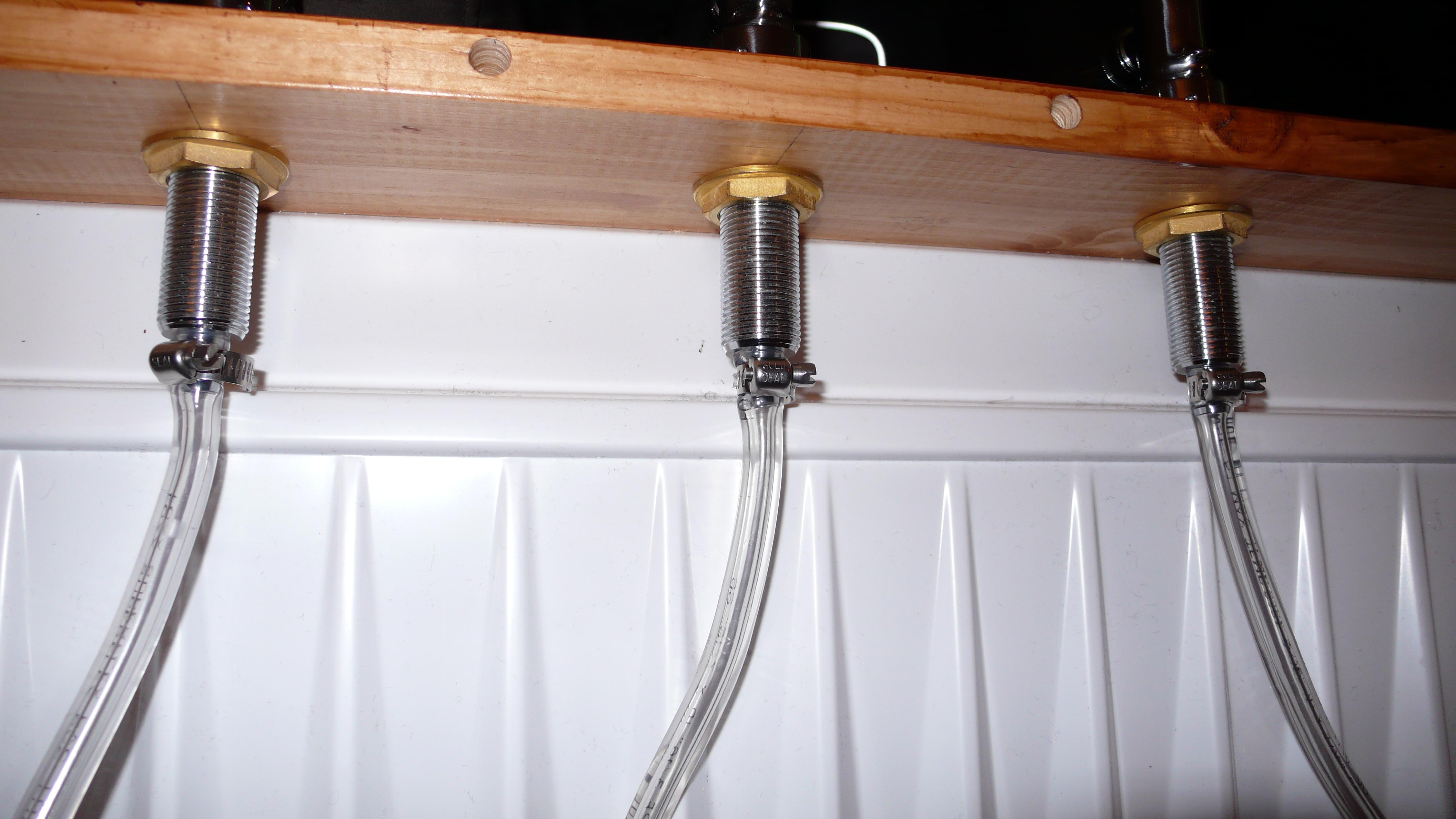 Chest Freezer Kegerator 4 Steps Instructables