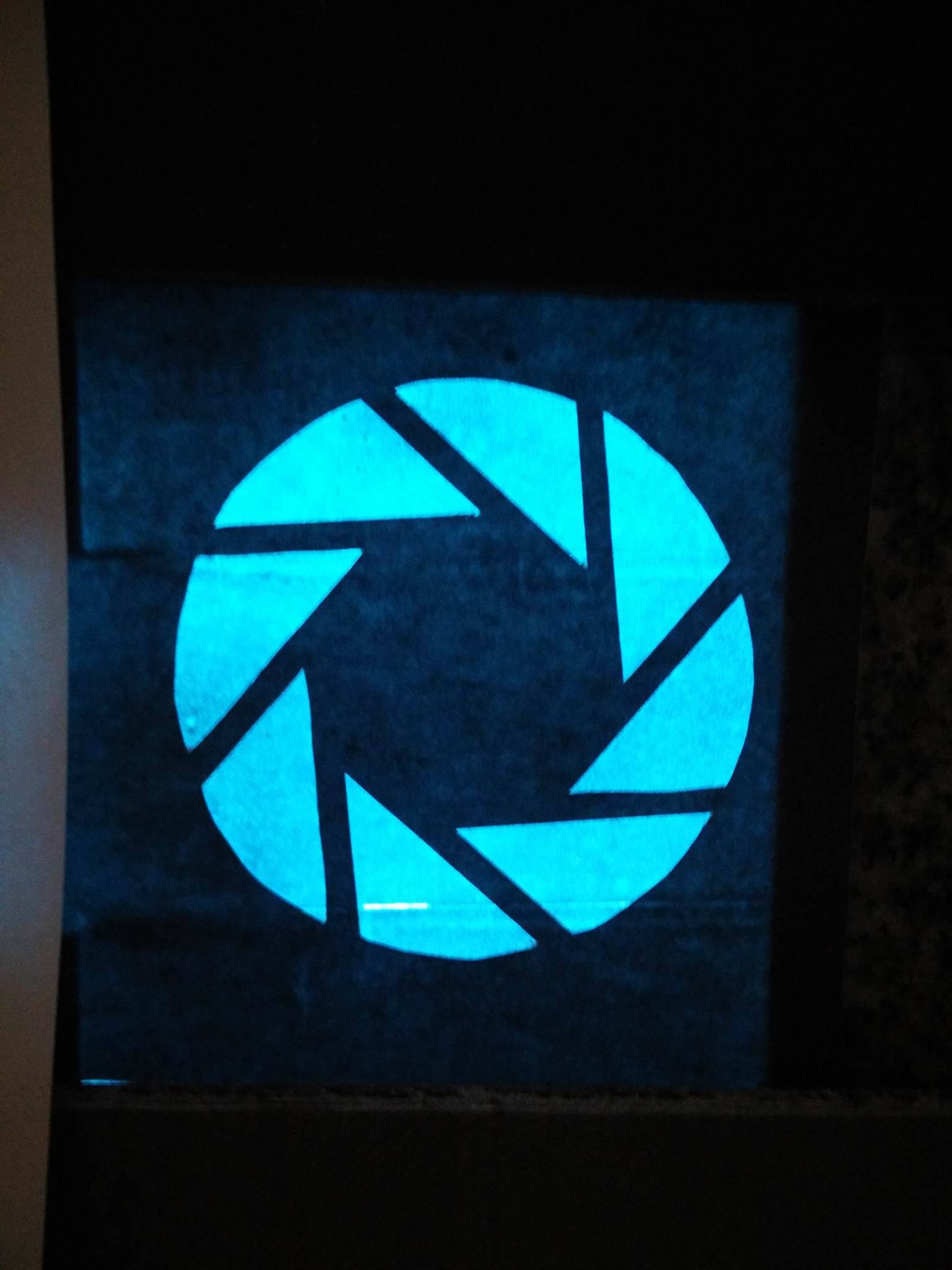 How to Make Electroluminescent (EL) Paint!! 9 Steps (with Pictures
