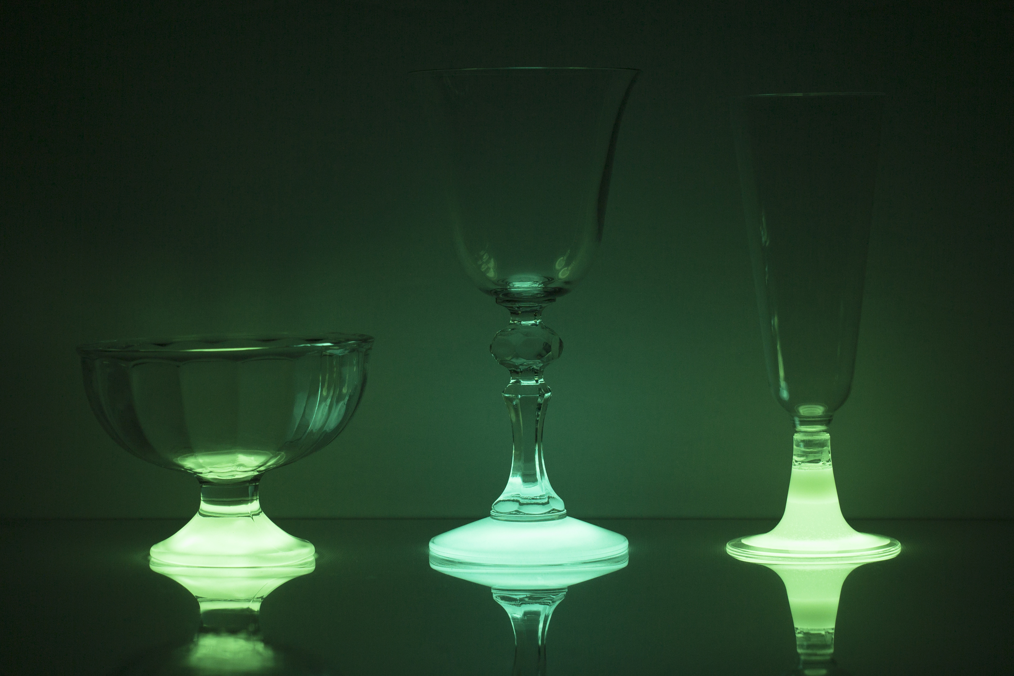 How to Make Glow in the Dark Glass 6 Steps (with Pictures