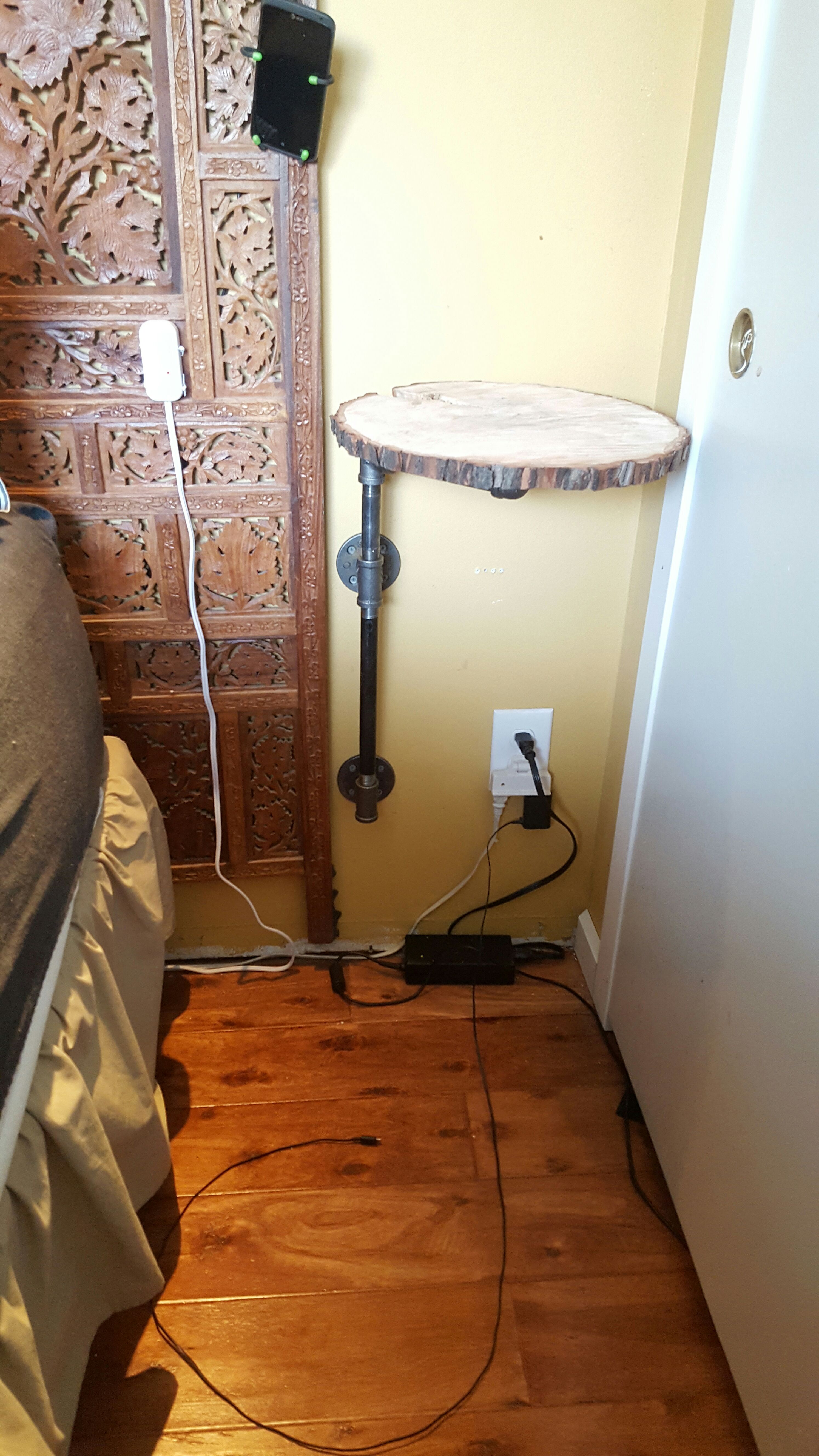 Compact Pipe Nightstand 4 Steps (with Pictures) Instructables