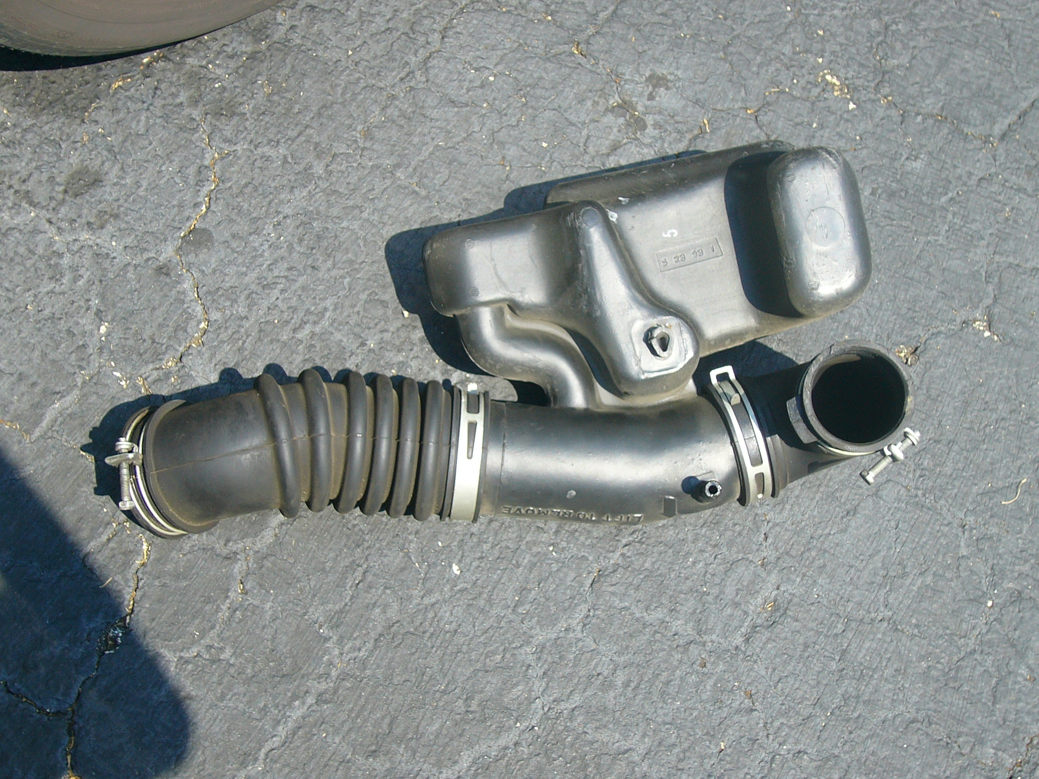 Replacing Your Car's Valve Cover Gasket 10 Steps (with Pictures