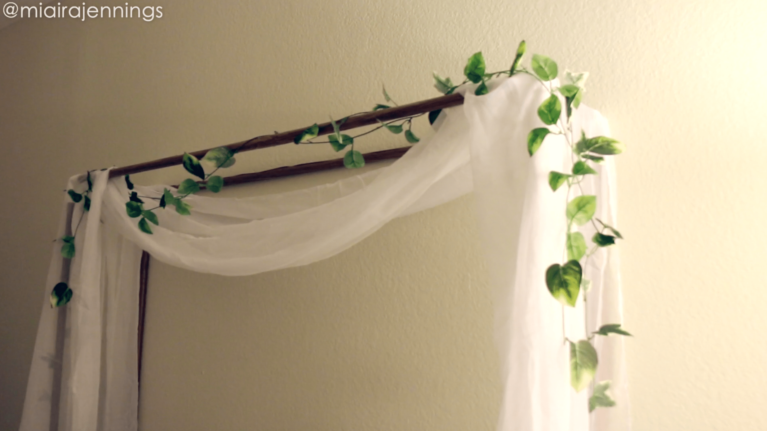 DIY Faux Wood PVC Pipes Bed Canopy 8 Steps (with Pictures