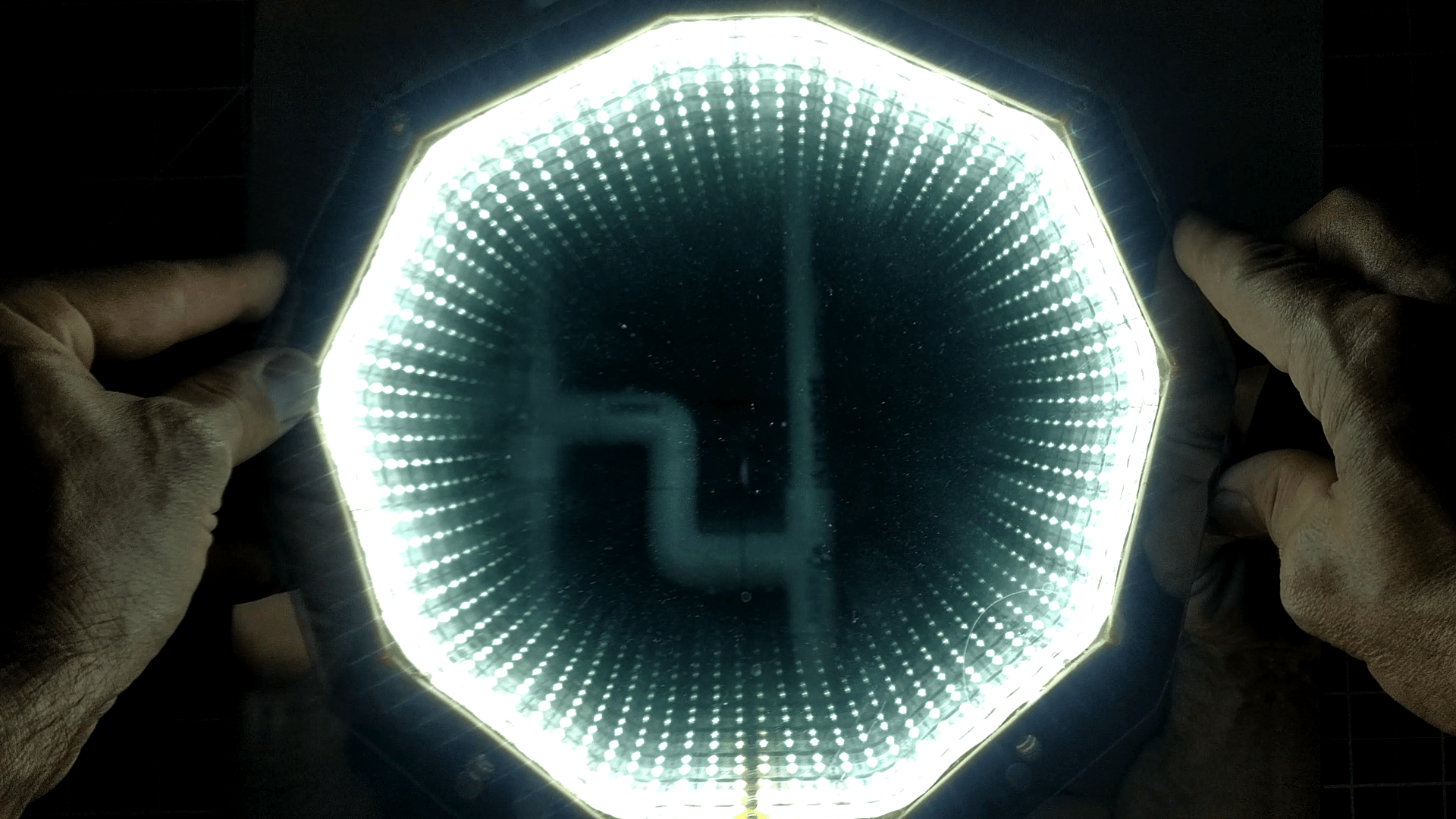 How Infinity Mirrors Work With Experiments 13 Steps Instructables