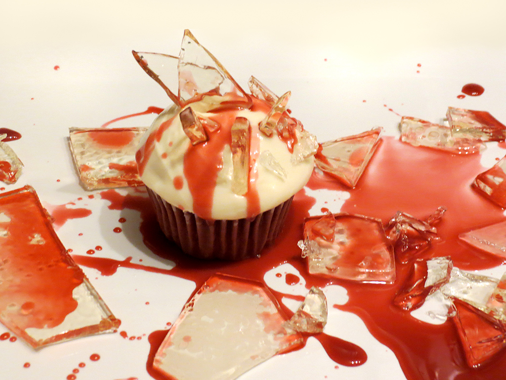 Bloody Broken Candy Glass Cupcakes for Halloween 5 Steps (with