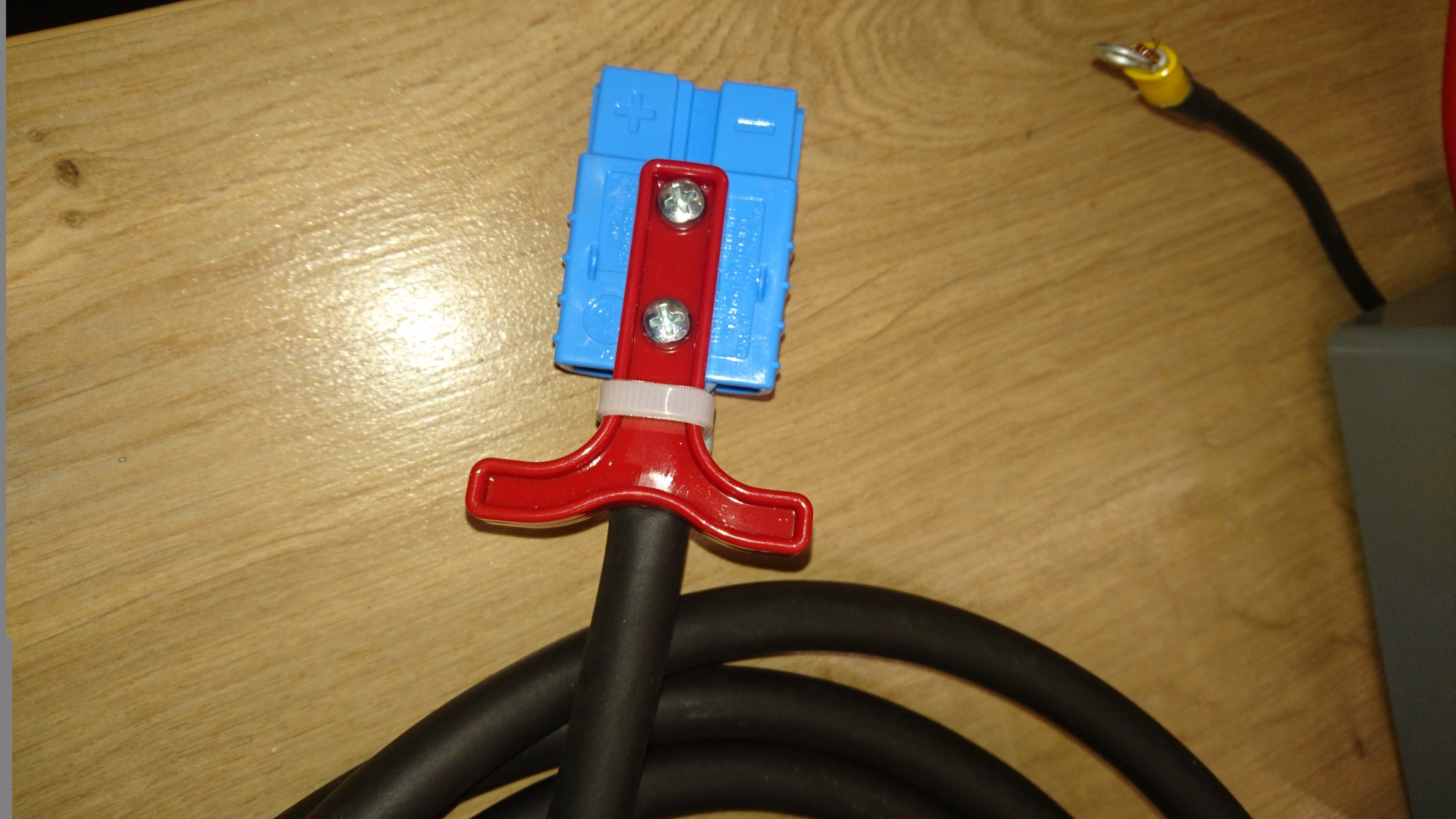 18v Makita LXT Power Pack Cordless to Corded Conversion 7 Steps