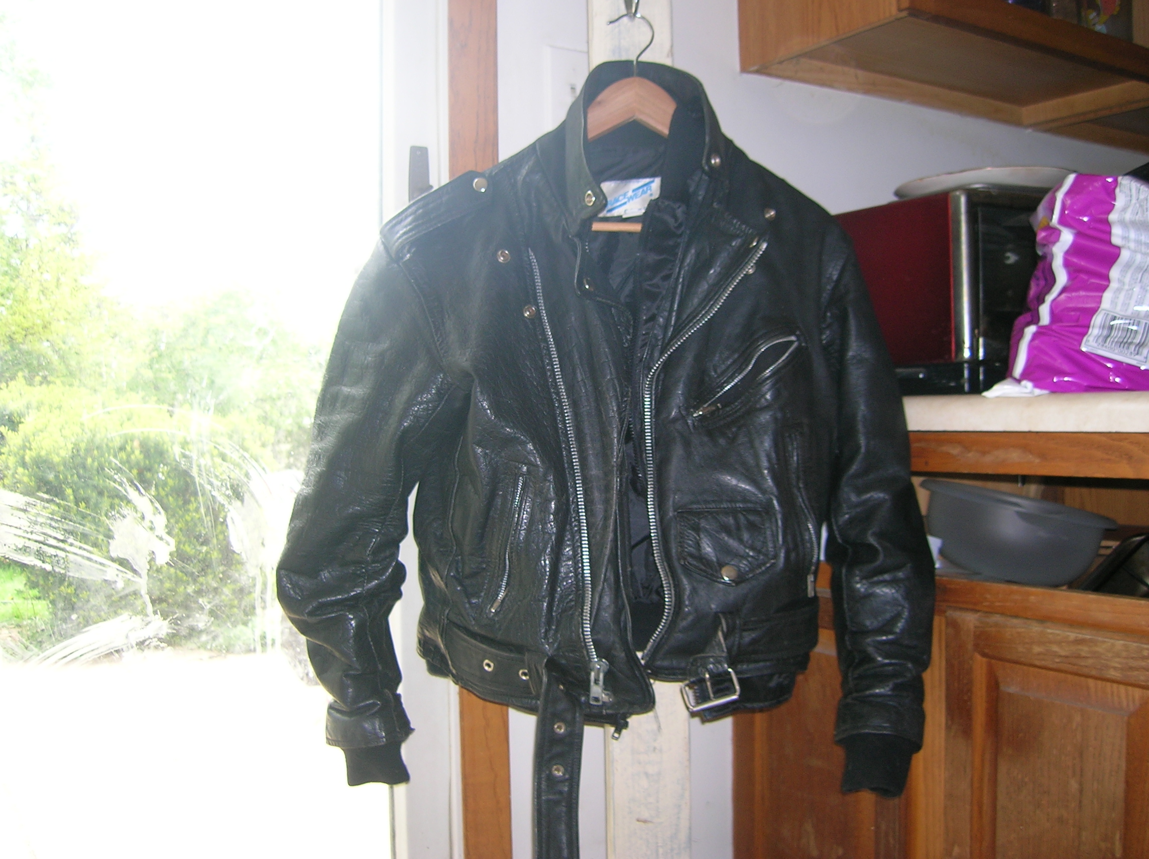 How to Repair a Leather Jacket by Hand 6 Steps Instructables