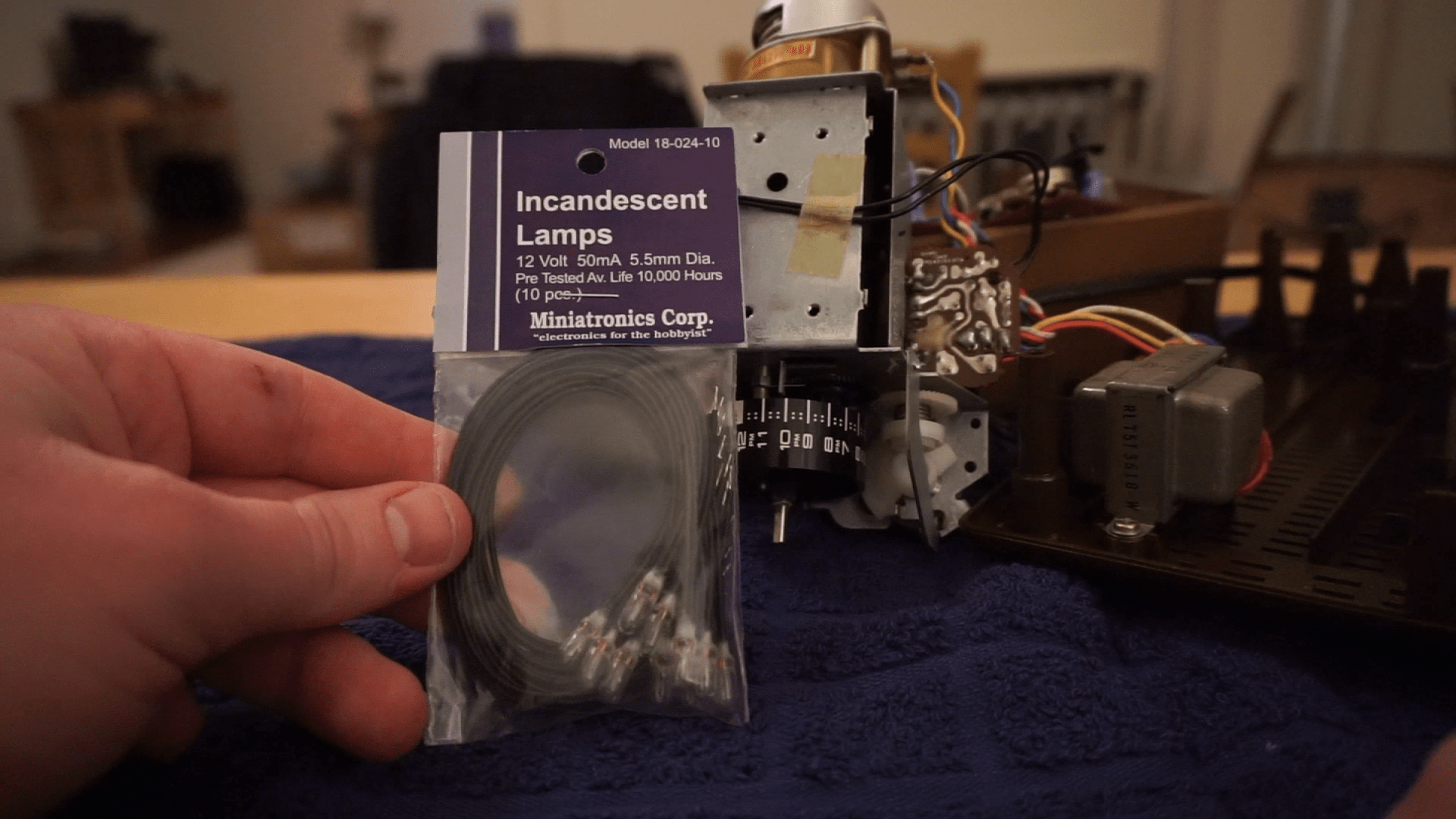 Flip Clock Repair (Panasonic RC6030) 6 Steps (with Pictures