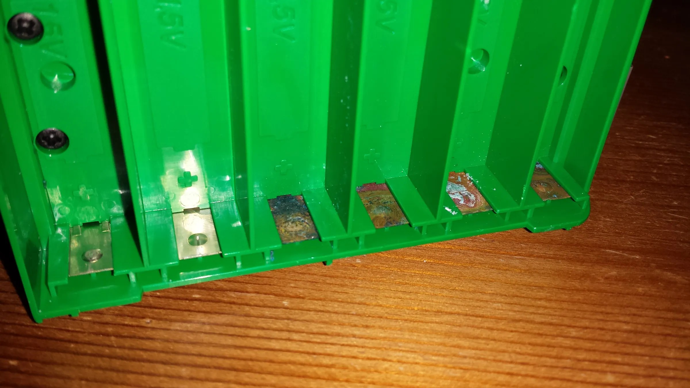 Restoring Corroded Battery Contacts 7 Steps (with Pictures