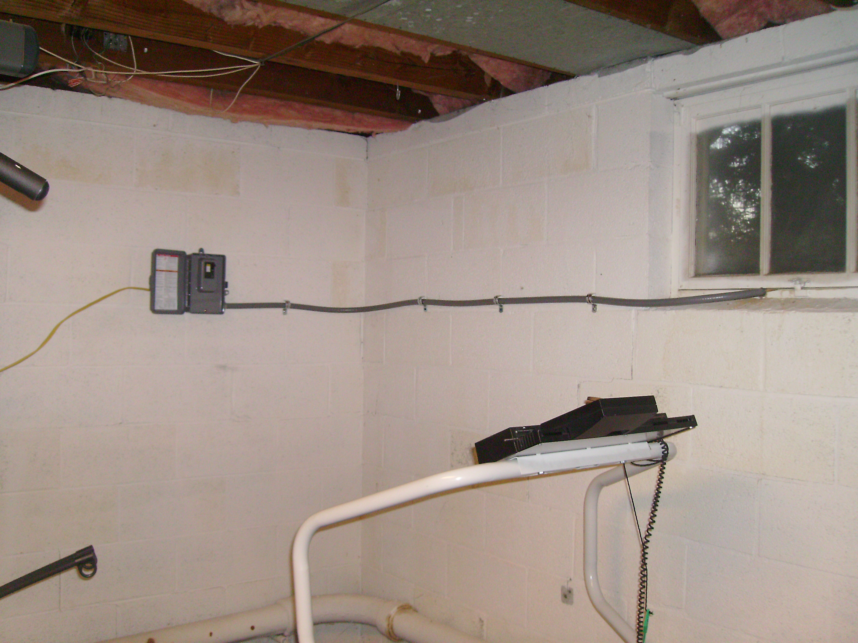 How to Wire a Shed for Electricity : 7 Steps (with Pictures