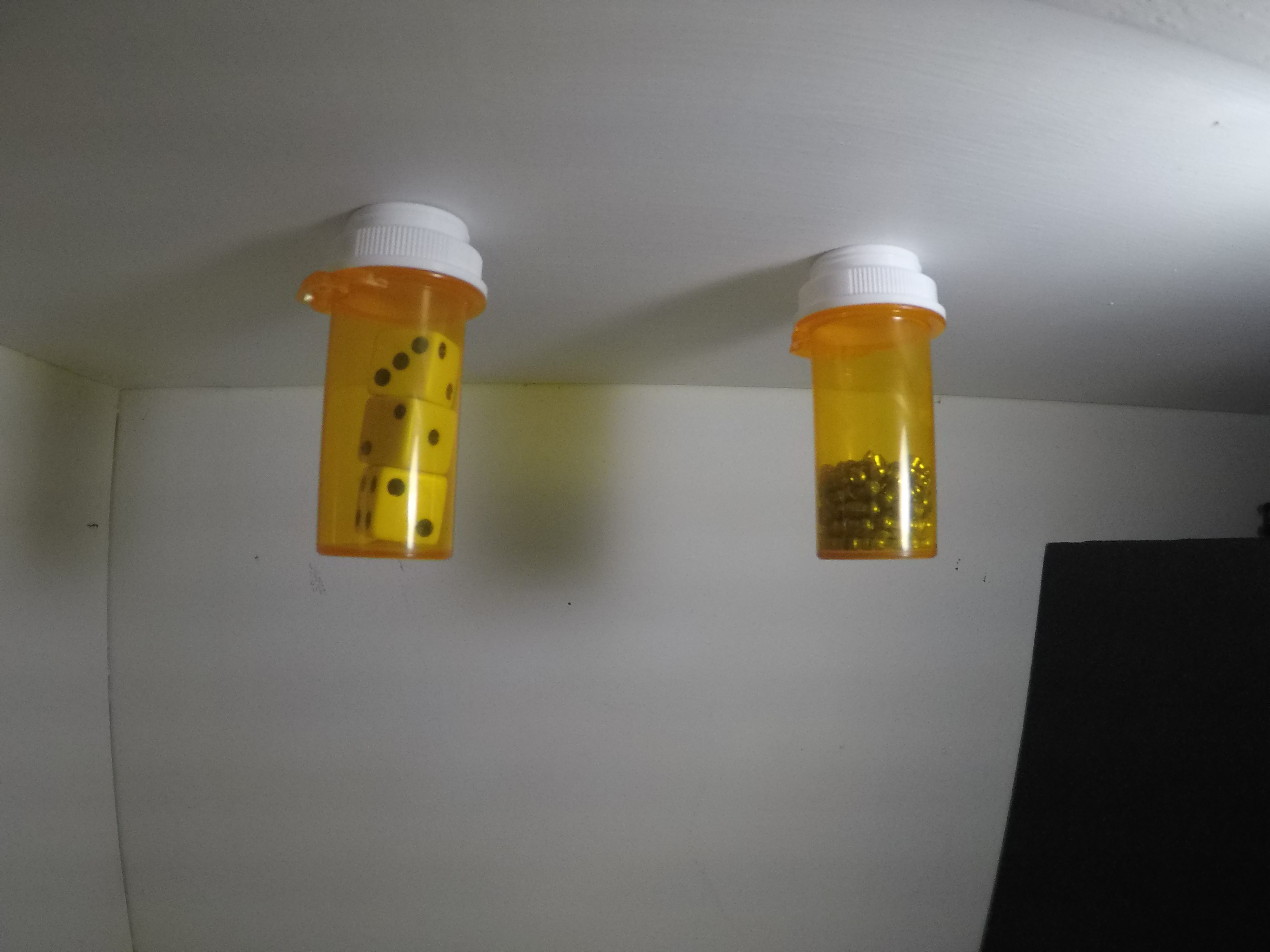 Unusal Uses for Empty Pill Bottles 5 Steps (with Pictures
