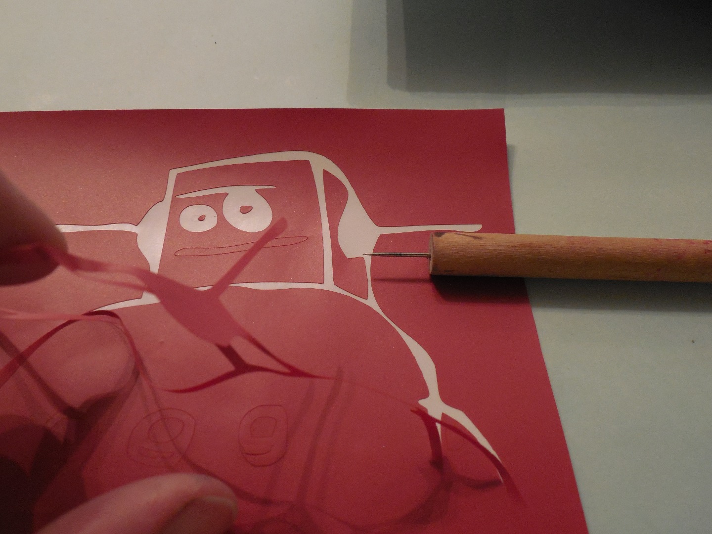 Vinegar Etching (The Instructables Robot in Clay) 7 Steps (with