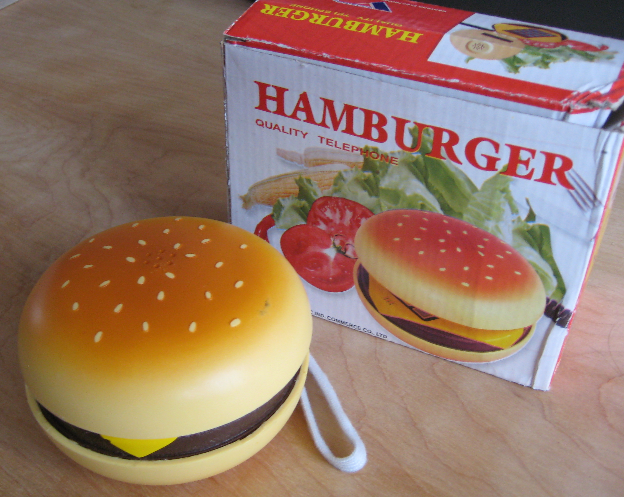 'juno' Hamburger Cell Phone Instructables