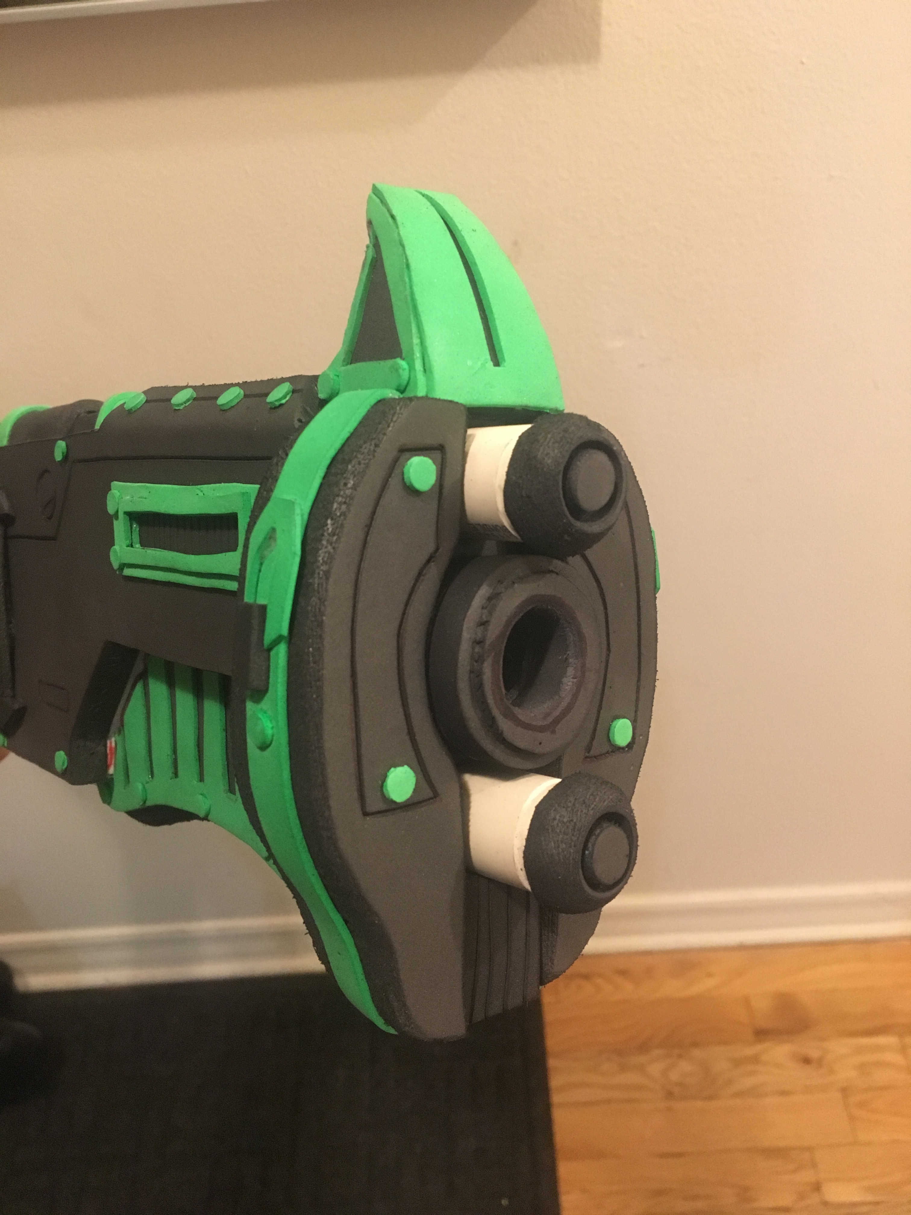 How to Make a Gears of War "Torque Bow" Prop Gun 15 Steps (with