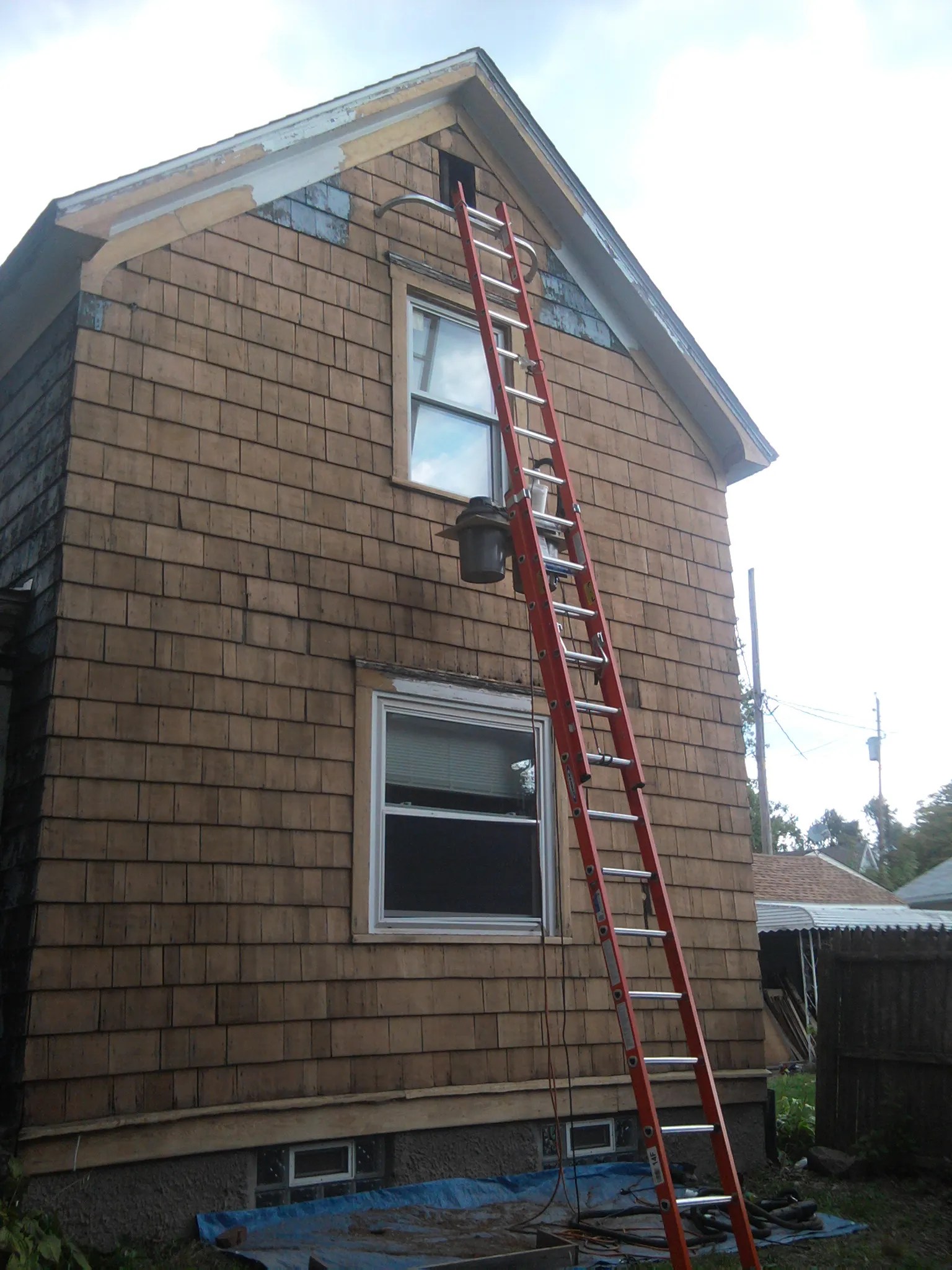 Refinish and Stain Wood Siding 4 Steps (with Pictures) Instructables