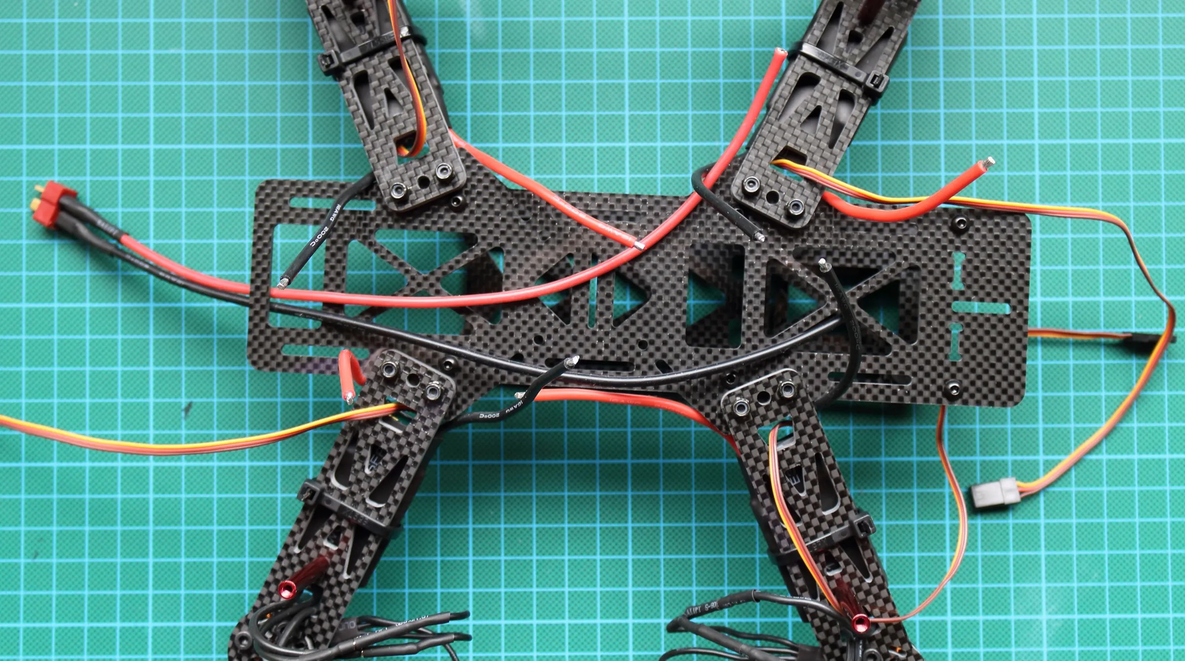 Design, Build and Improve a Quadcopter 34 Steps (with Pictures