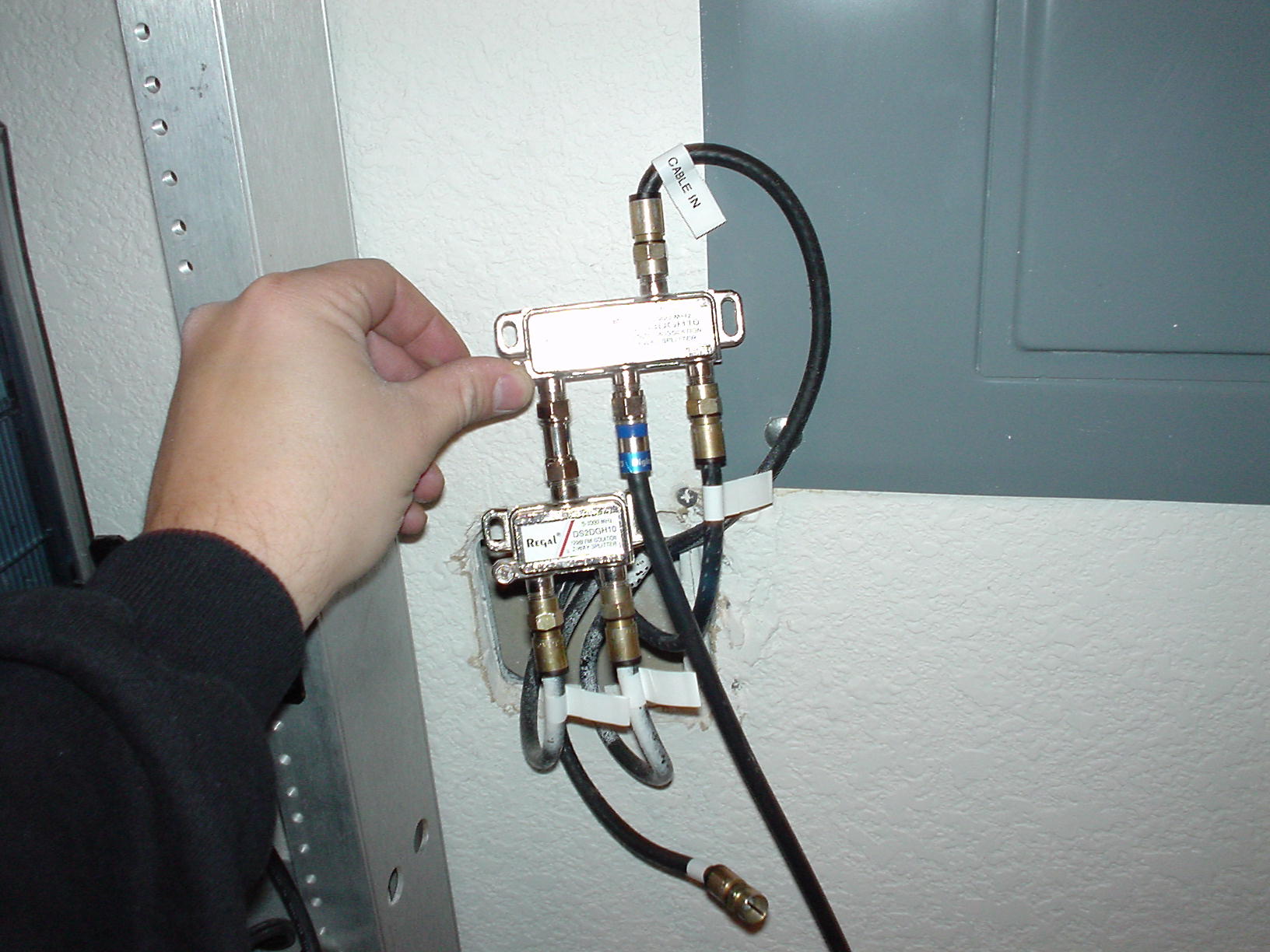 Home Cable Wiring on the wallpaper world