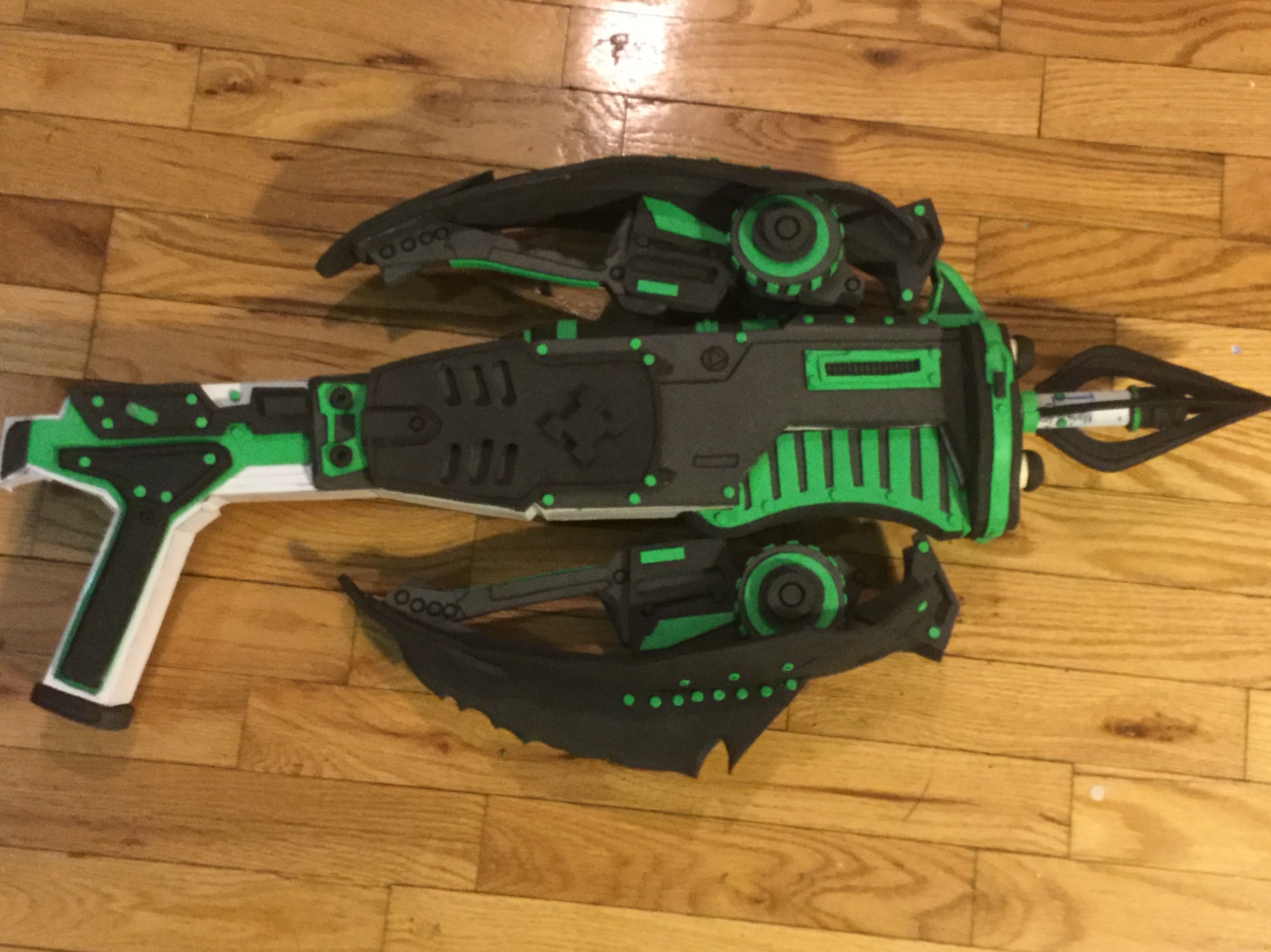 How to Make a Gears of War "Torque Bow" Prop Gun 15 Steps (with