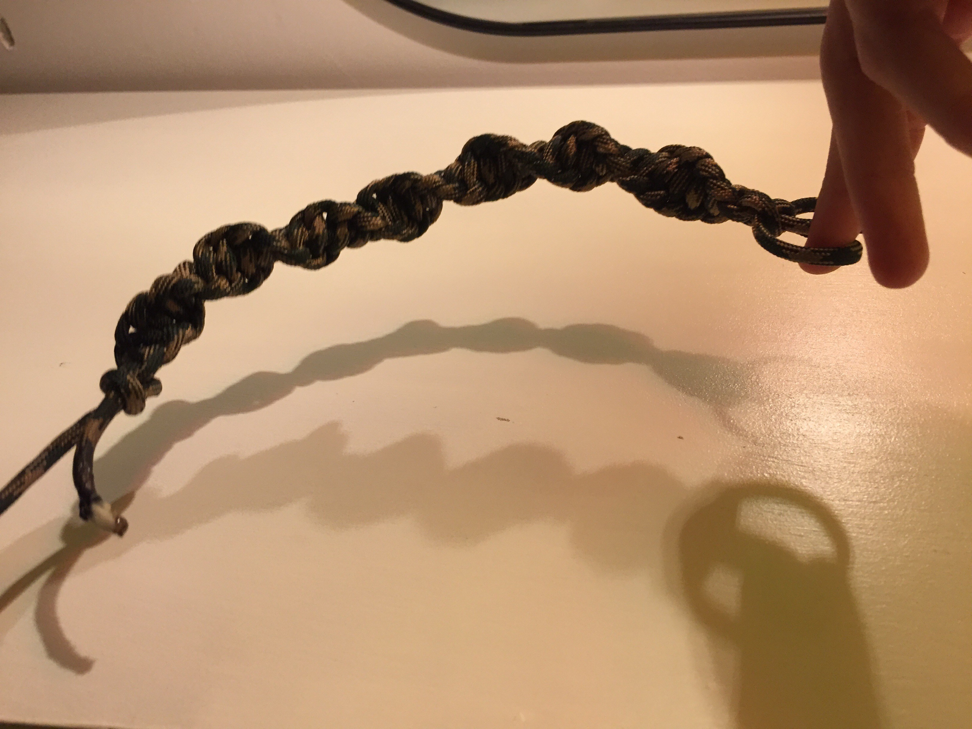 Paracord Bracelet Without Buckles! 10 Steps (with Pictures