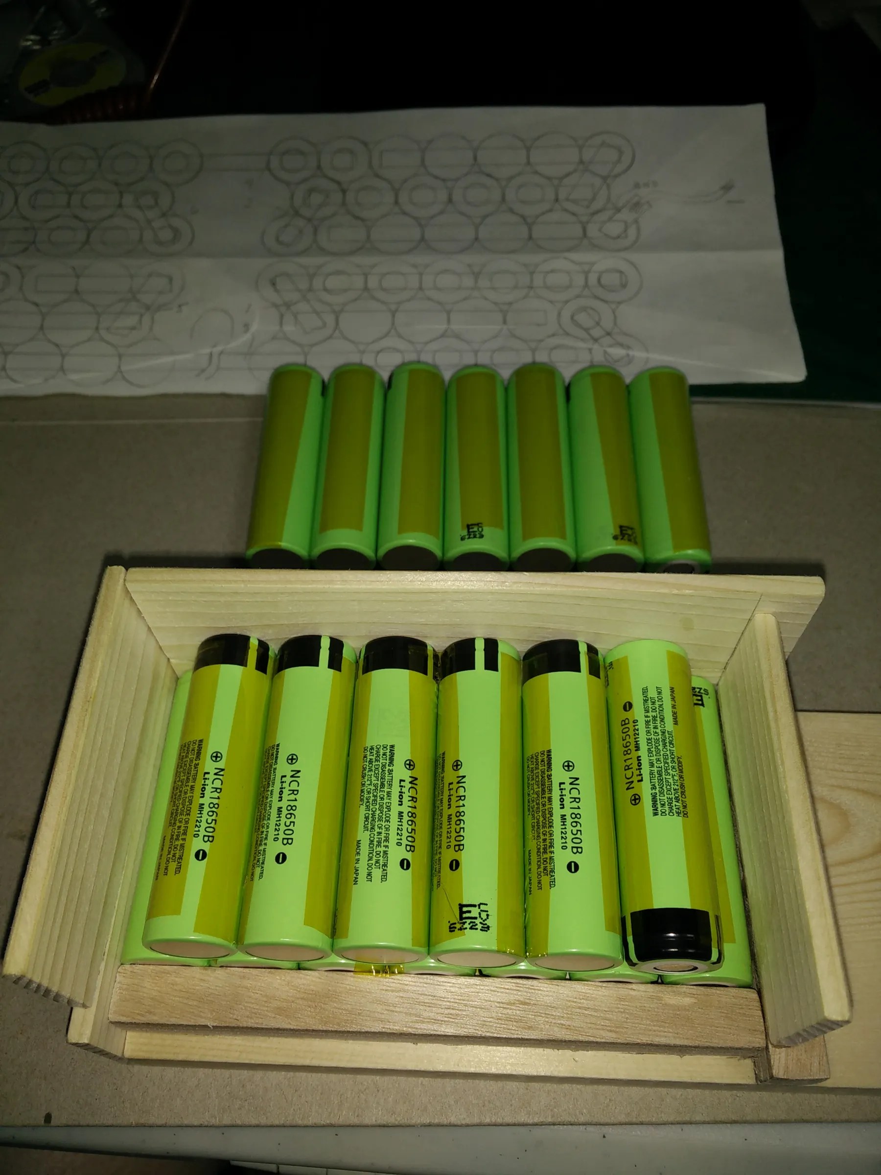 How to Rebuild a BionX E-Bike Lithium-Ion Battery Pack : 14 Steps (with