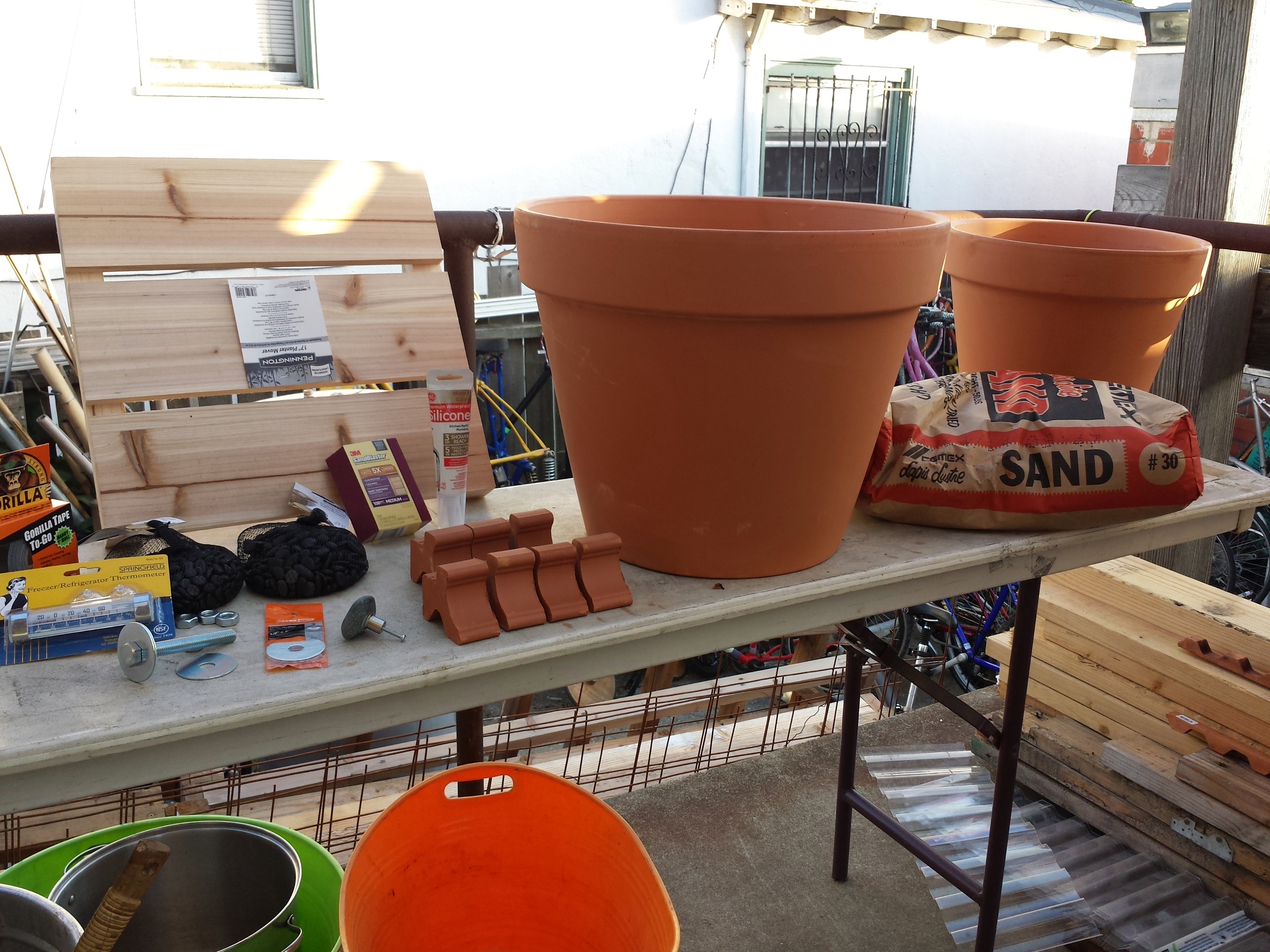 A Practical Zeer Pot (evaporative Cooler / Nonelectrical Refrigerator) 7 Steps (with Pictures