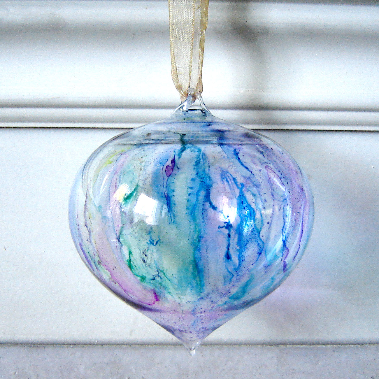 How to Colour Glass Ornaments With Sharpies 3 Steps (with Pictures