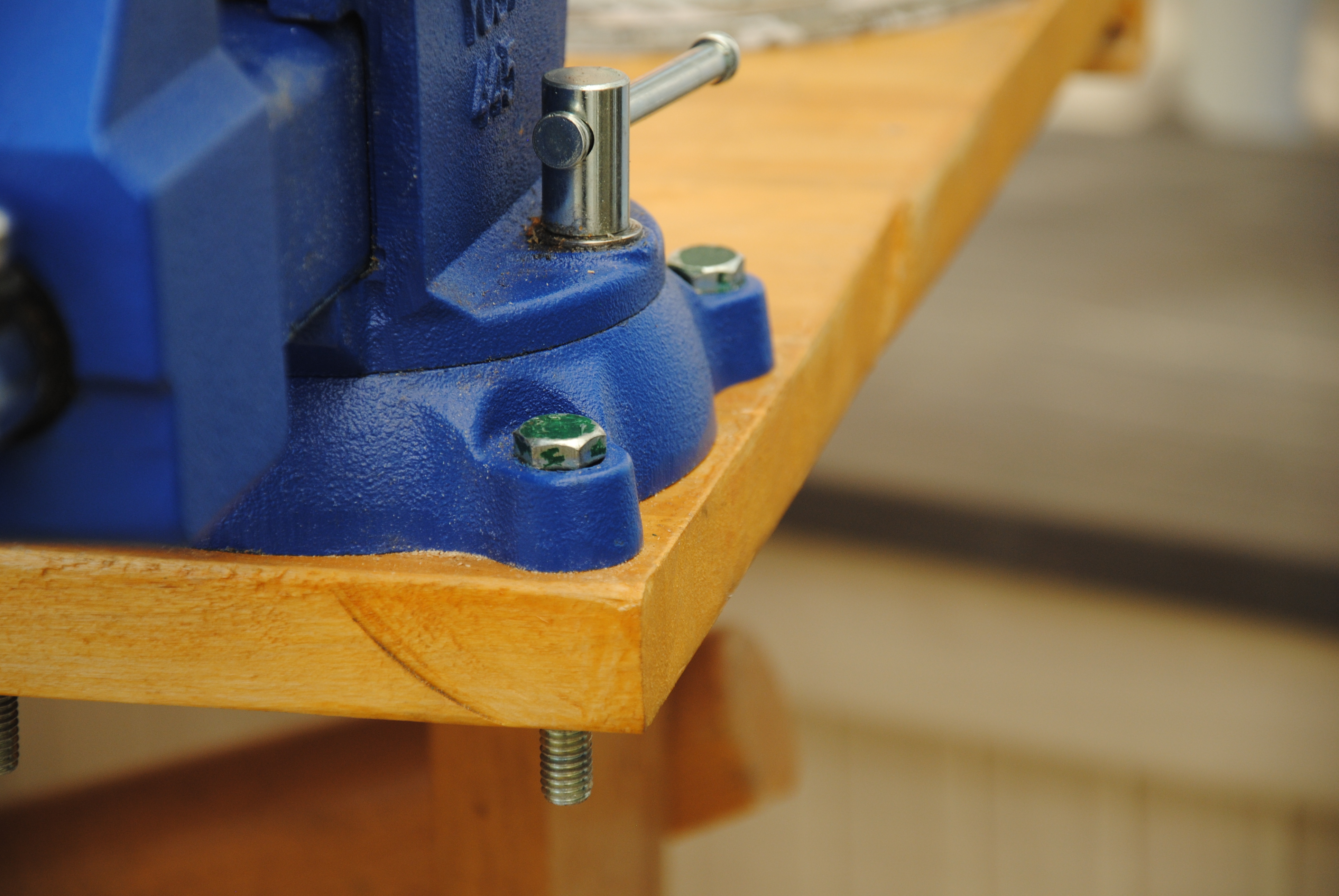 10 MORE Bench Vise Tips, Tricks, & Hacks (Part 2) 11 Steps (with