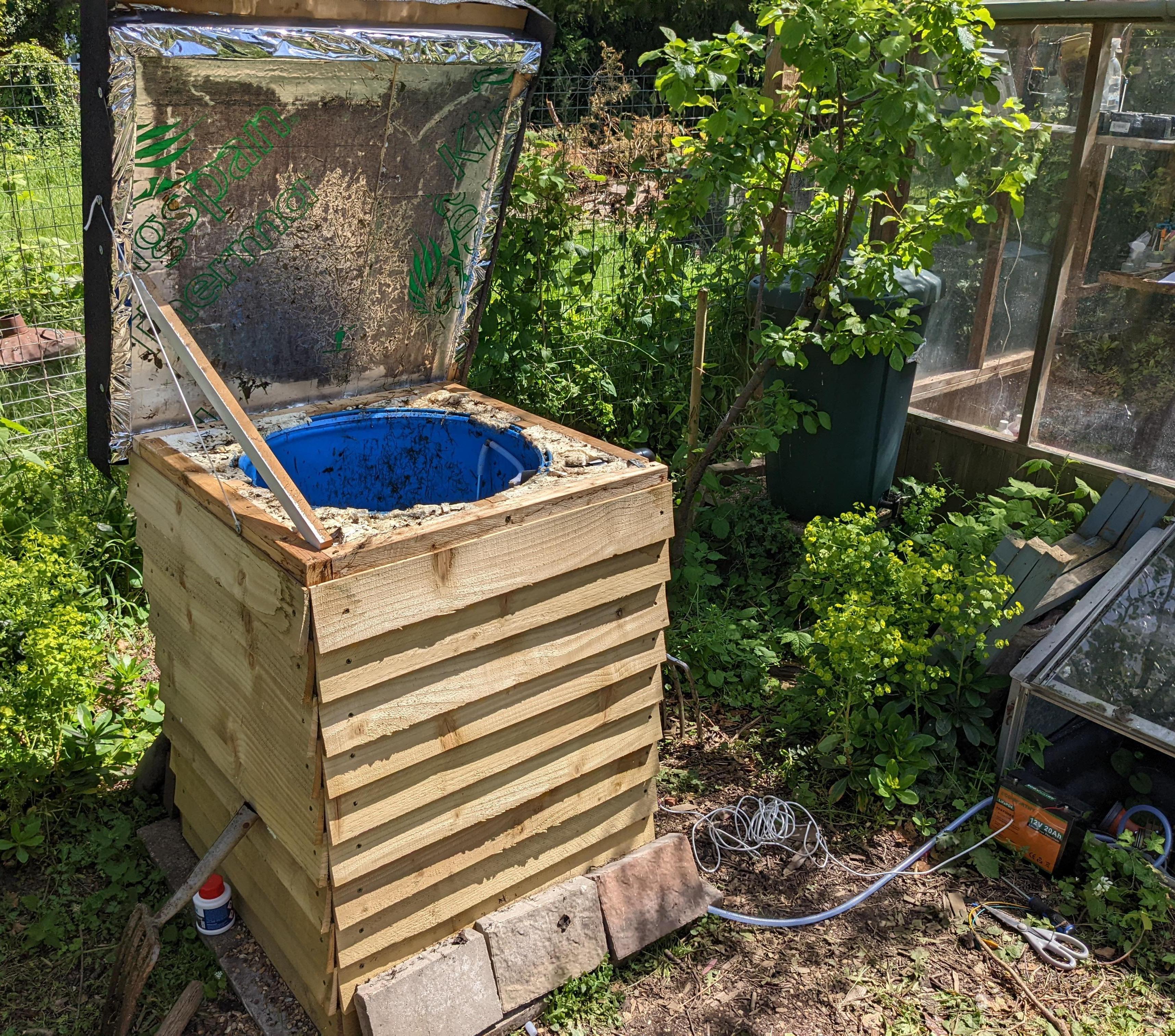 Temperature Controlled Hot Compost Bin 6 Steps (with Pictures