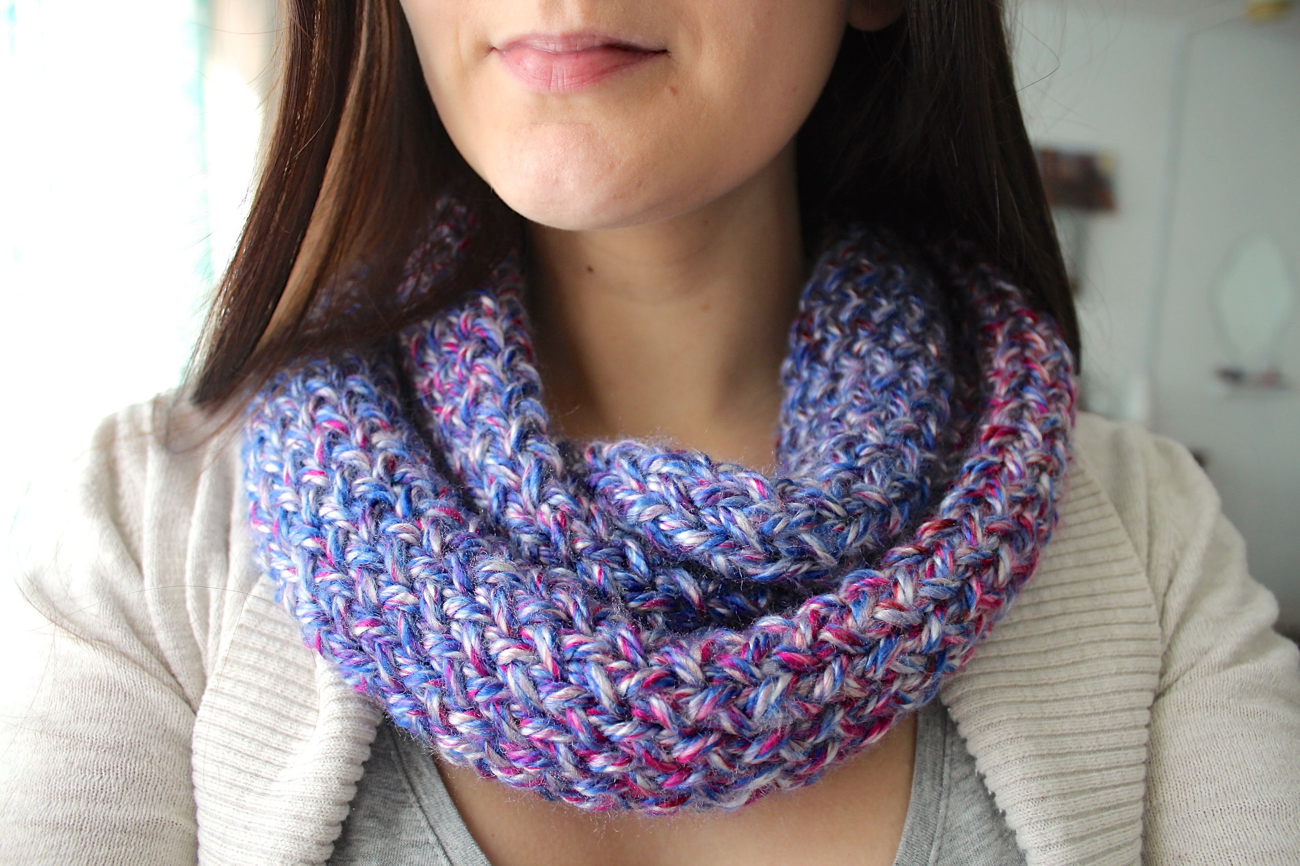 How to Knit an Infinity Scarf on a Loom 15 Steps (with Pictures
