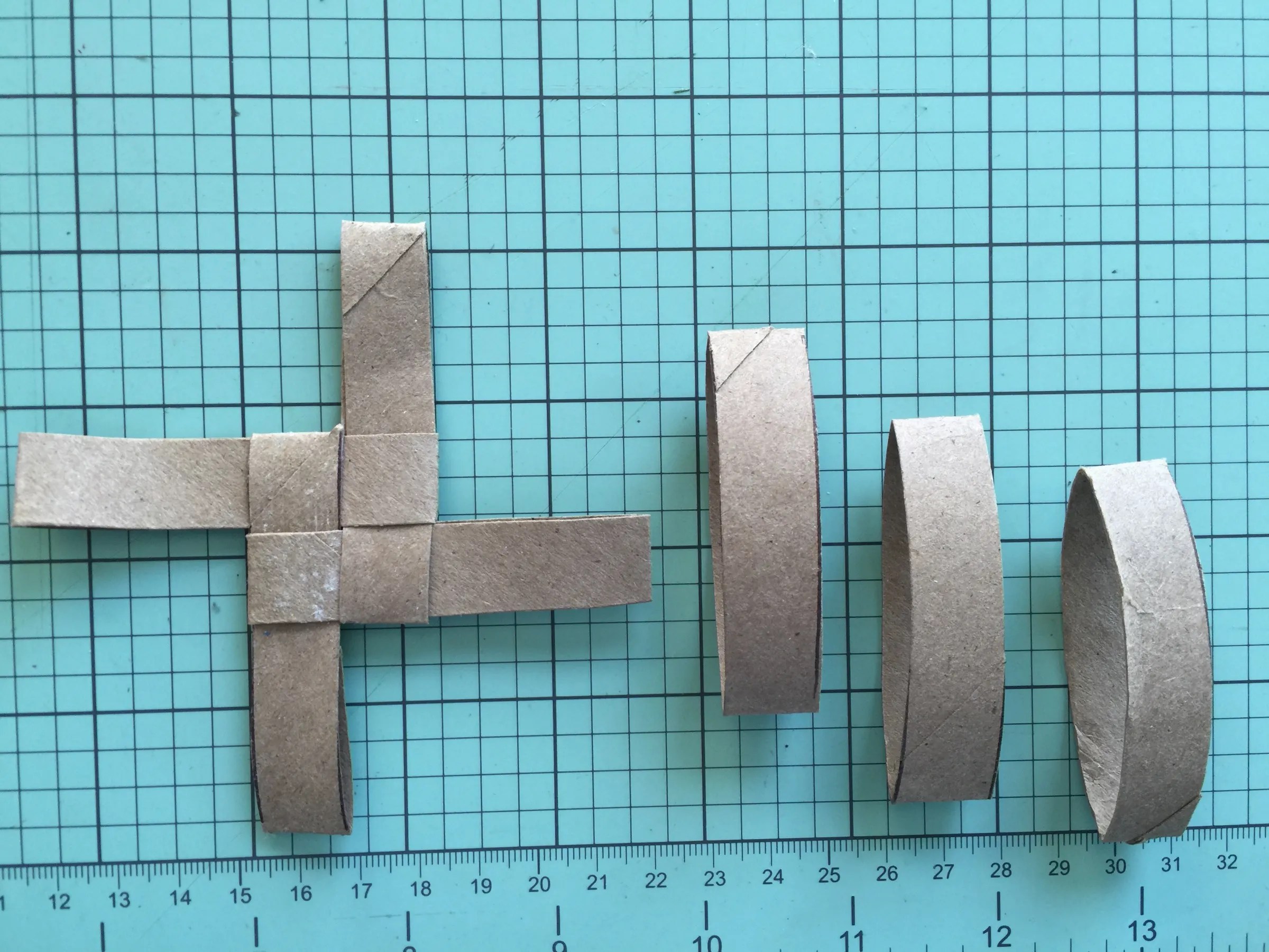 How to Weave Toilet Paper Rolls 5 Steps (with Pictures) Instructables