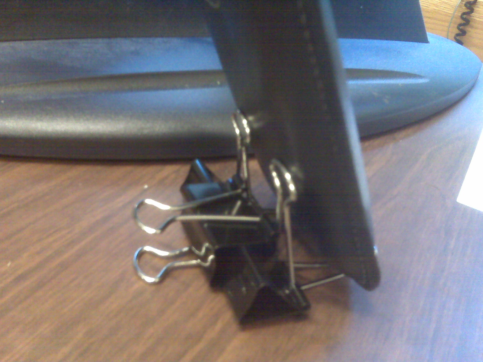 IPhone Binder Clip Stand Ver 2.0 4 Steps Instructables