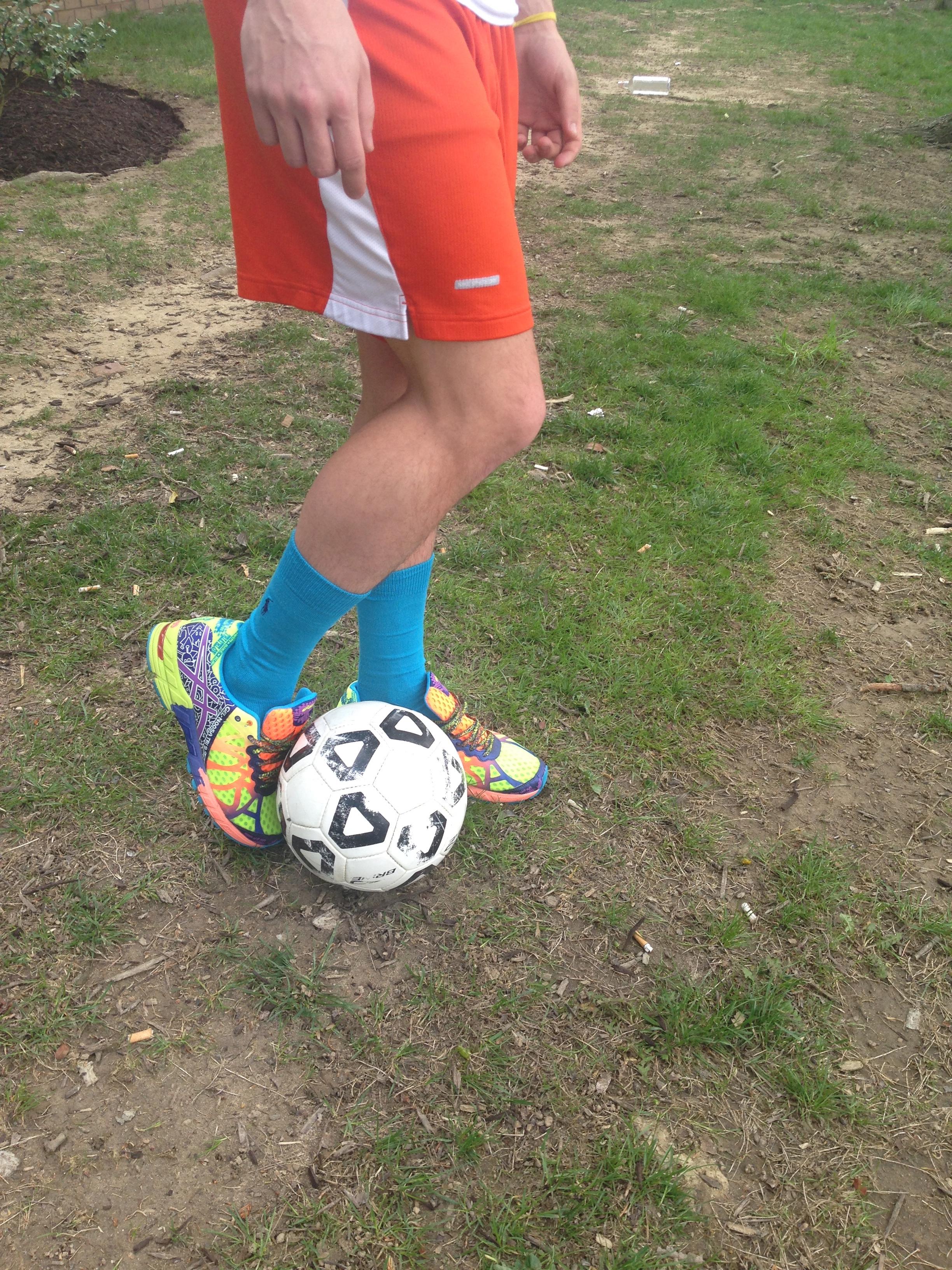 How to Kick a Soccer Ball 5 Steps Instructables