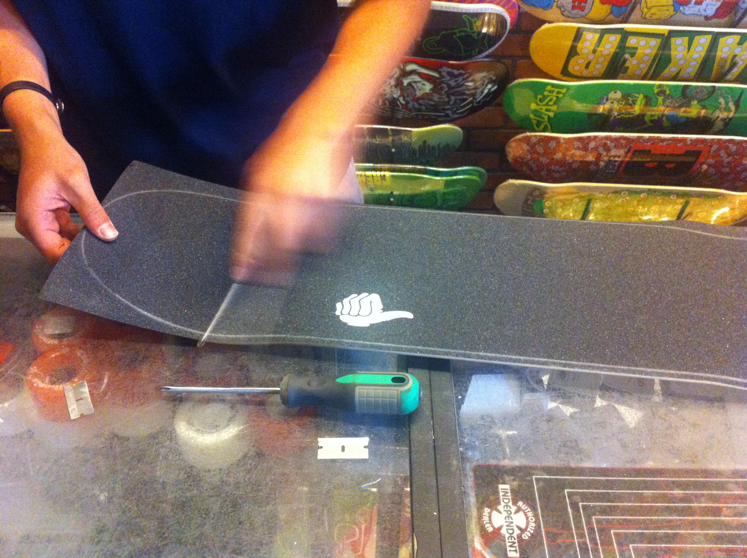 How to Assembly a Skateboard 12 Steps Instructables