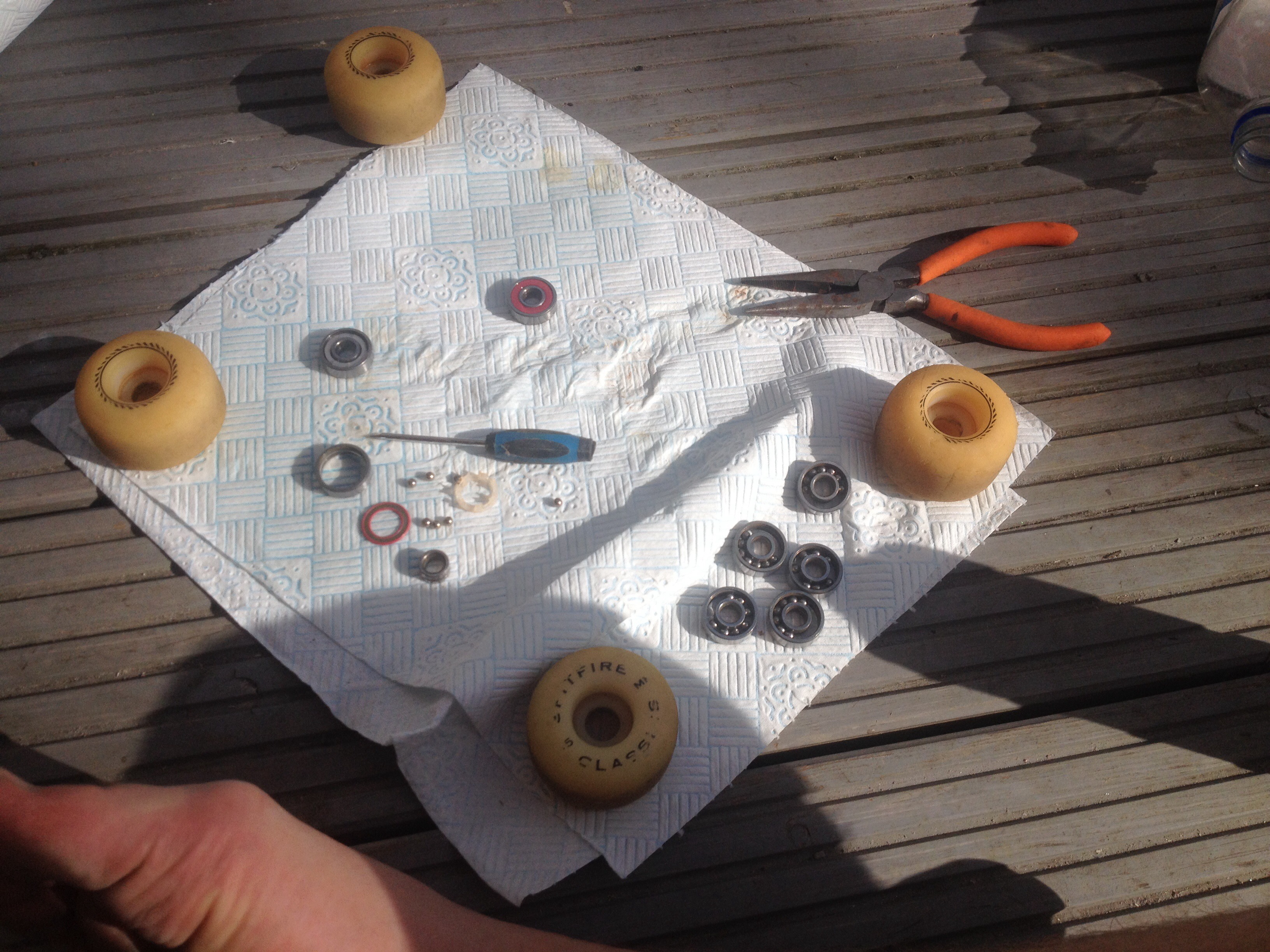 Taking Apart Bearings 6 Steps Instructables