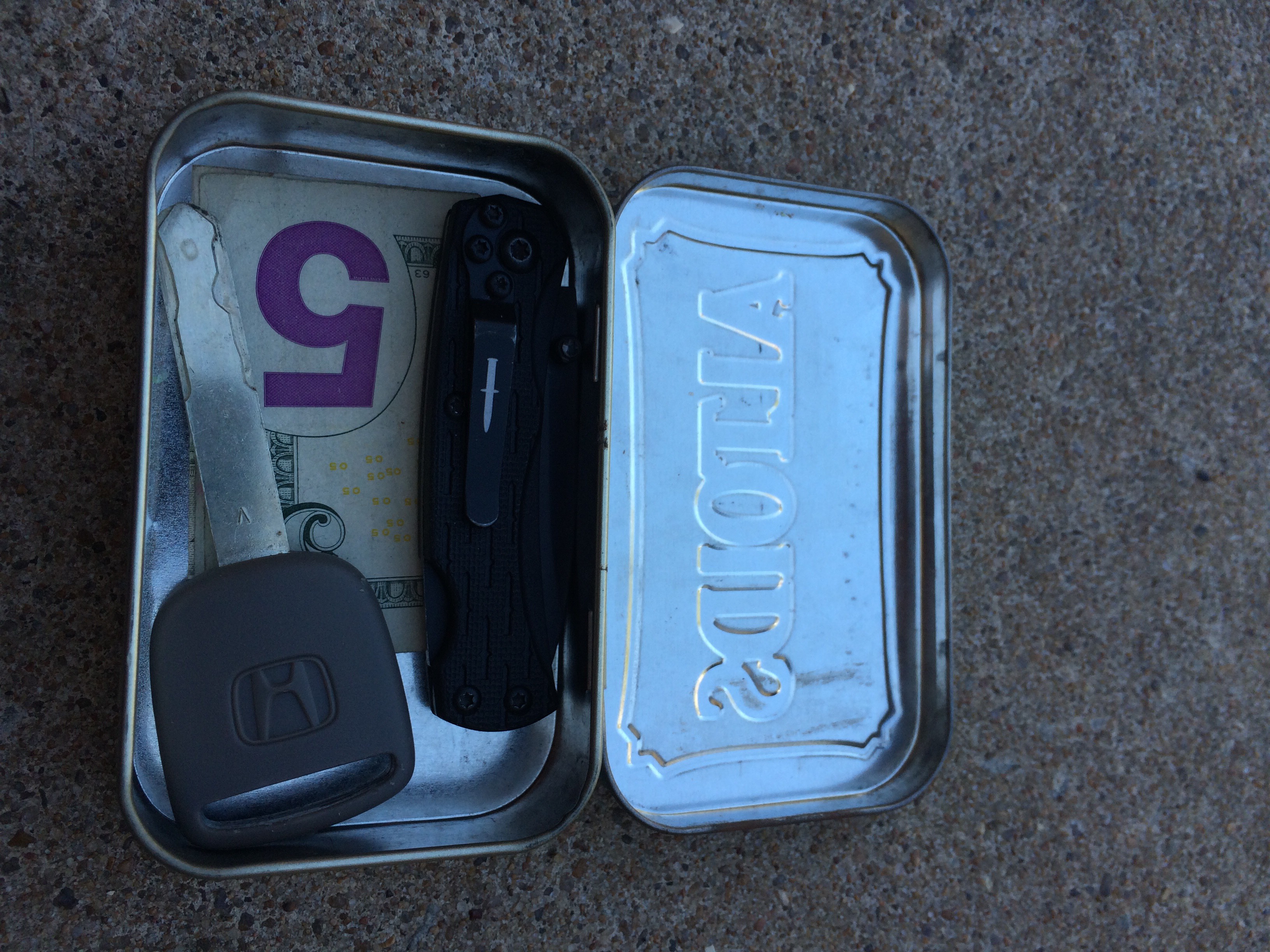 Altoids Secret Compartment 5 Steps Instructables