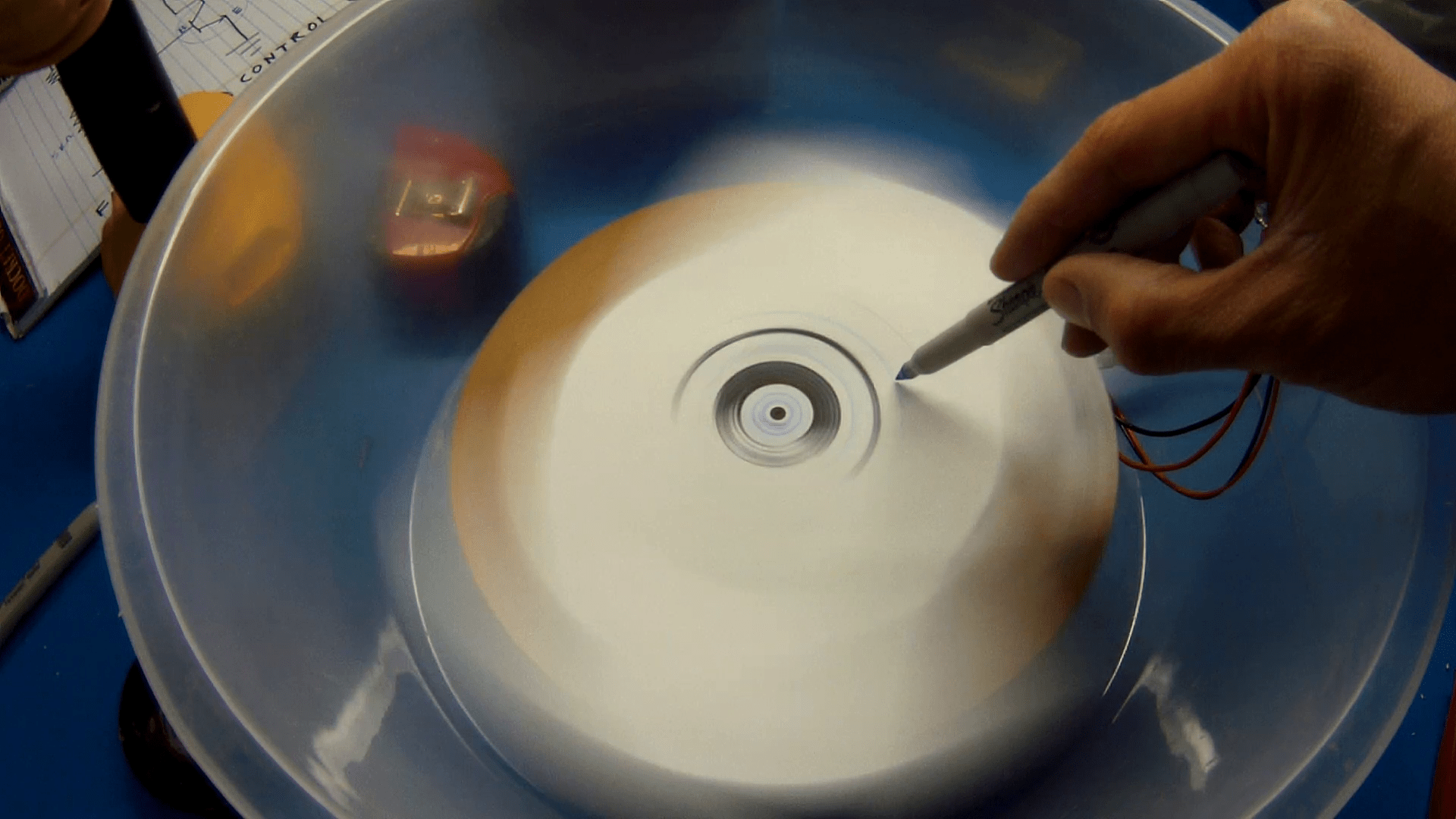 DIY Spin Art Machine With Speed Control Via Common Emitter Circuit 6