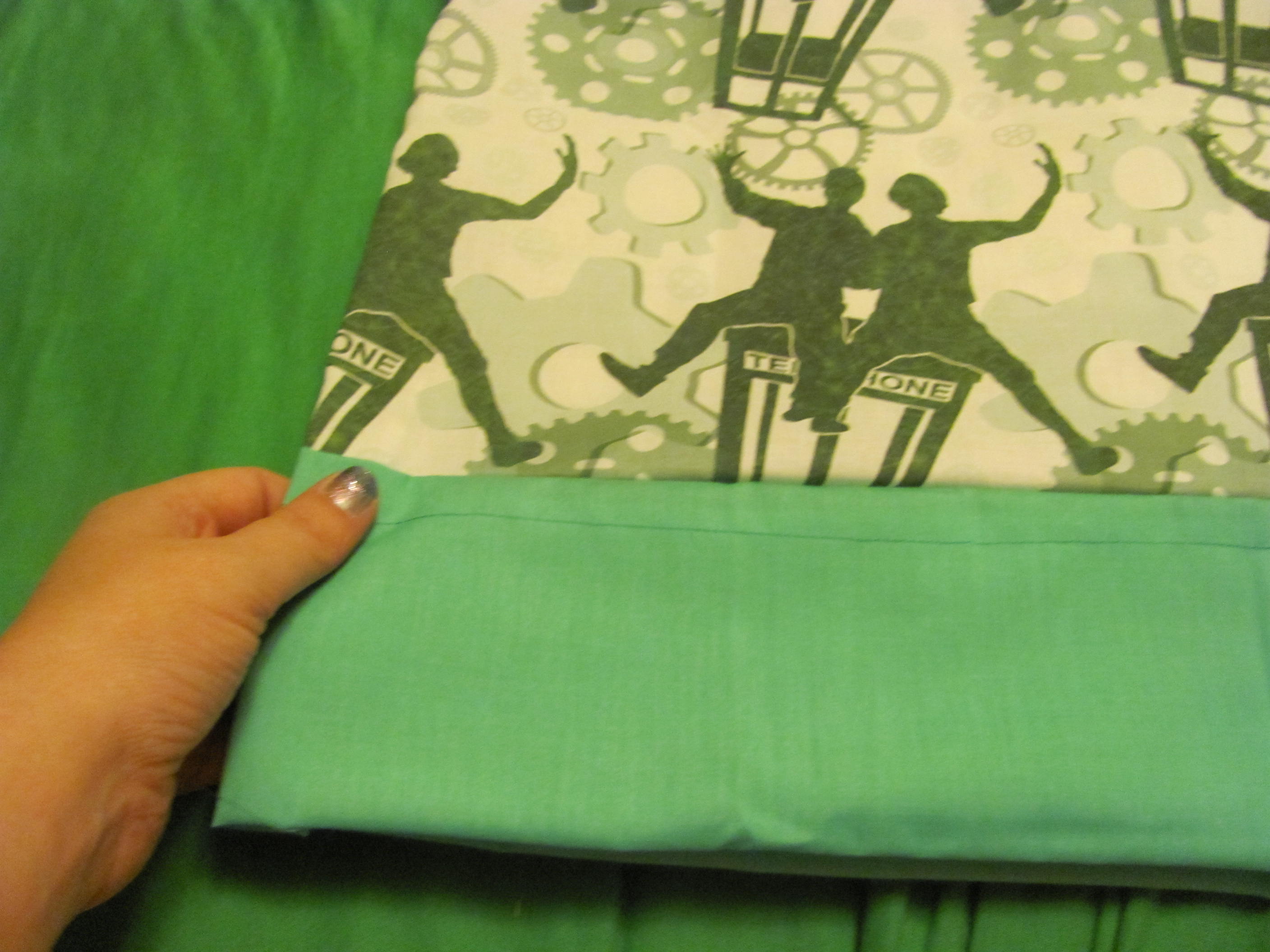 How to Make a Simple Pillow Case 8 Steps Instructables