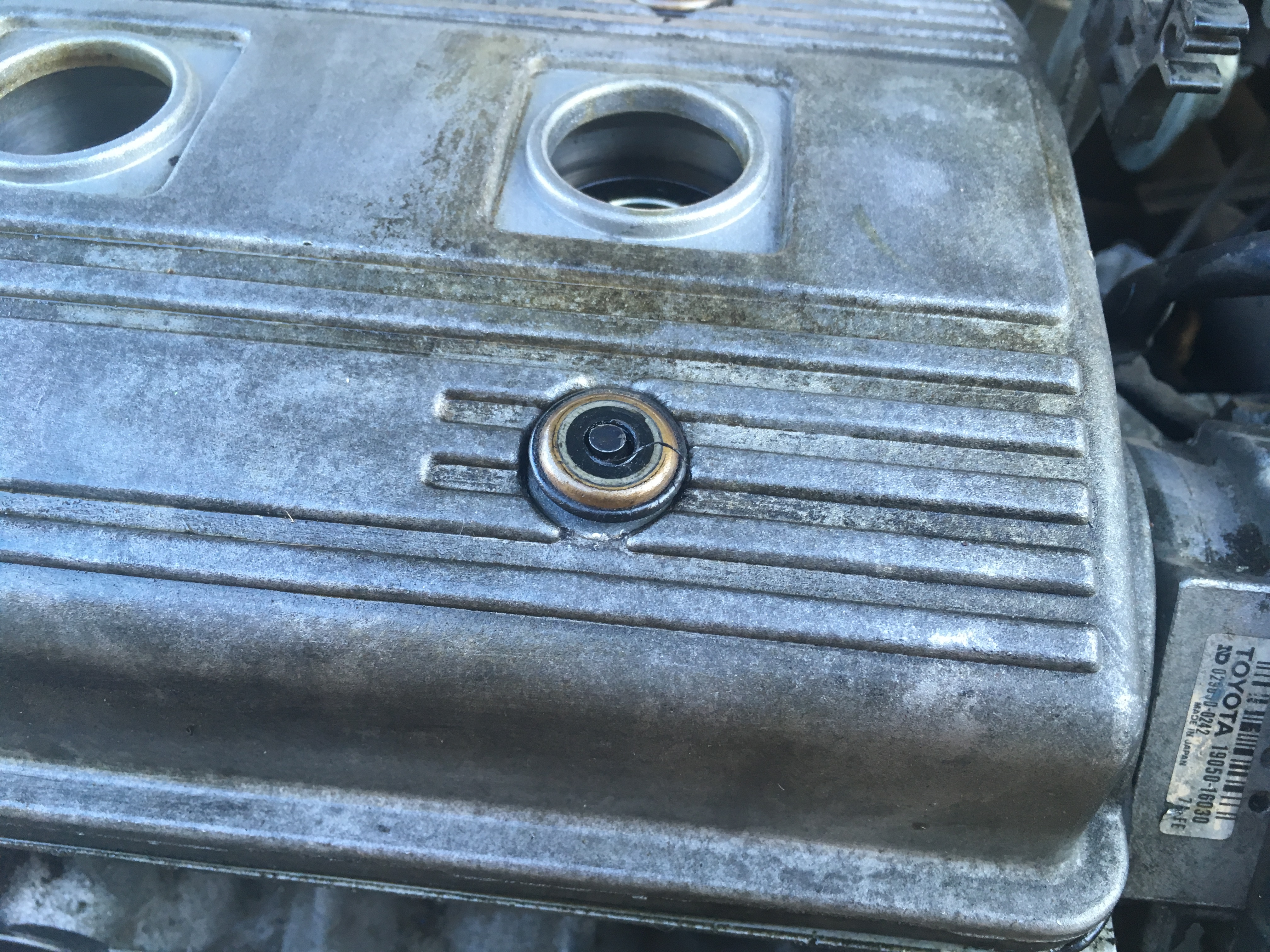 Replacing Valve Cover Gasket & Spark Plug Seals 1997 Toyota Corolla, 1