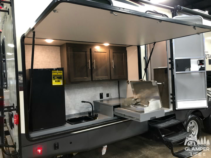 Toy Hauler Travel Trailer With Outdoor Kitchen Wow Blog