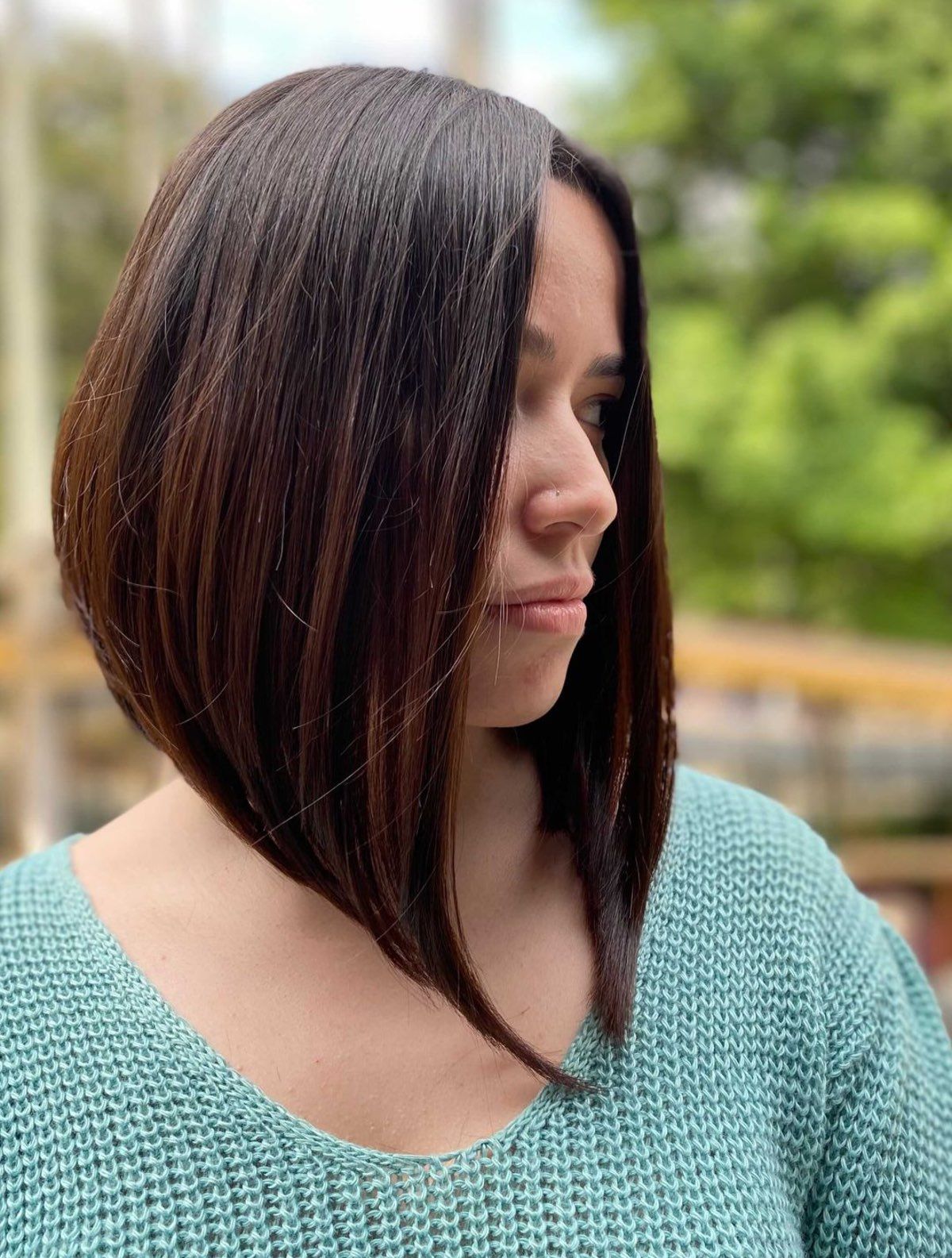 25 Best Medium Inverted Bob Haircut Ideas for MidLength Hair