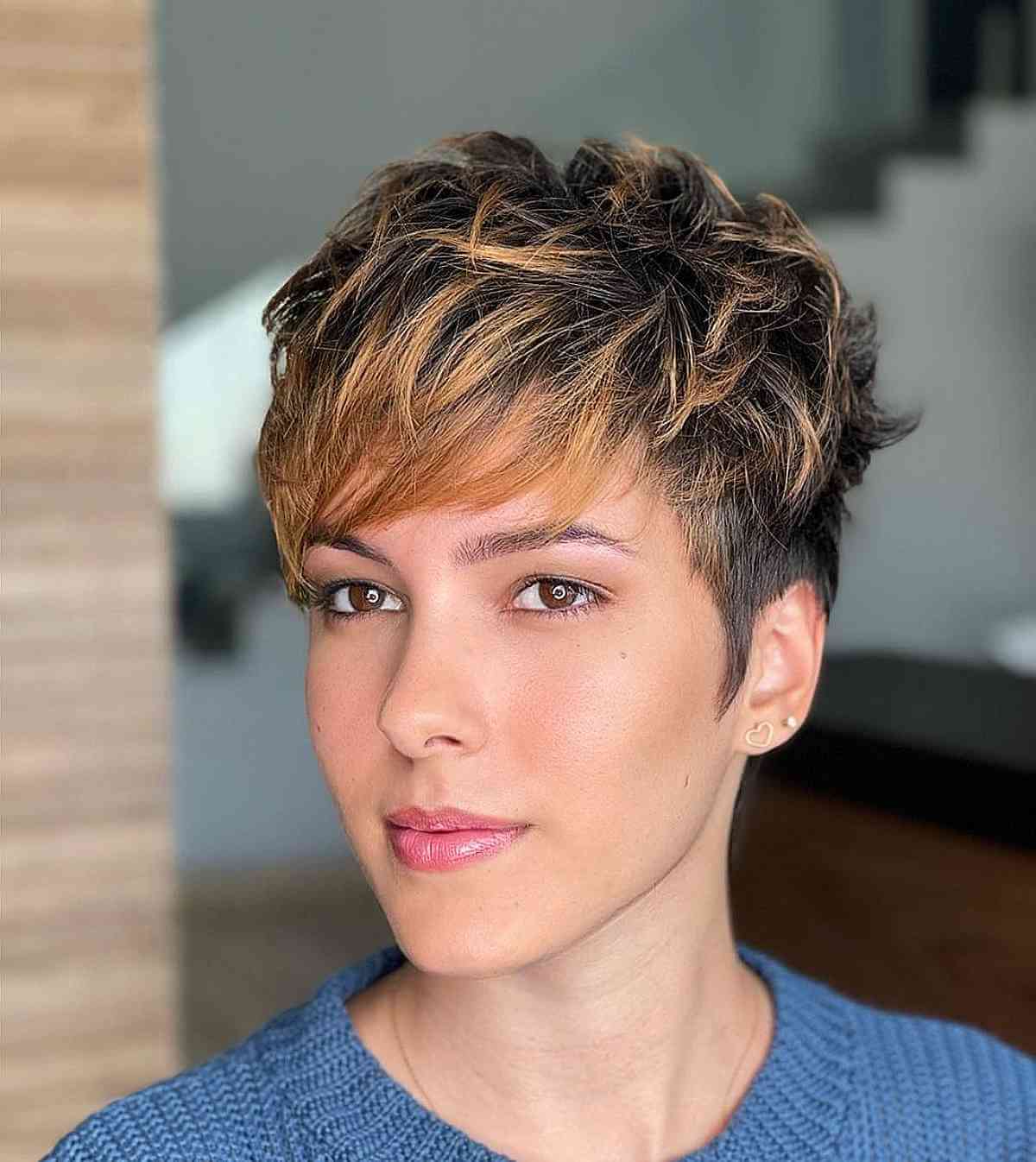 27 Cutest Ways to Get a Pixie Cut with Highlights for a Dimensional Crop