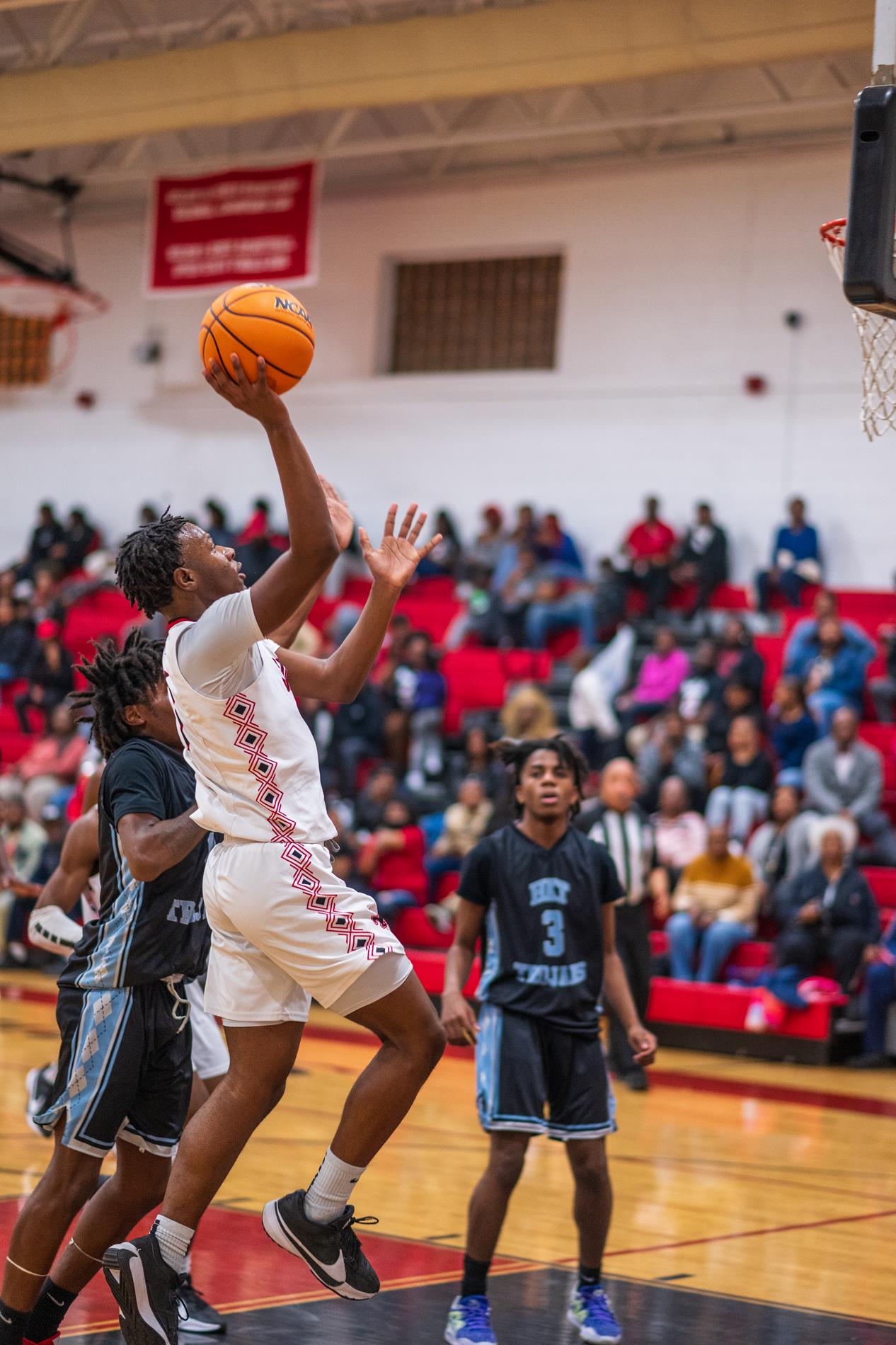 Basketball Varsity Boys