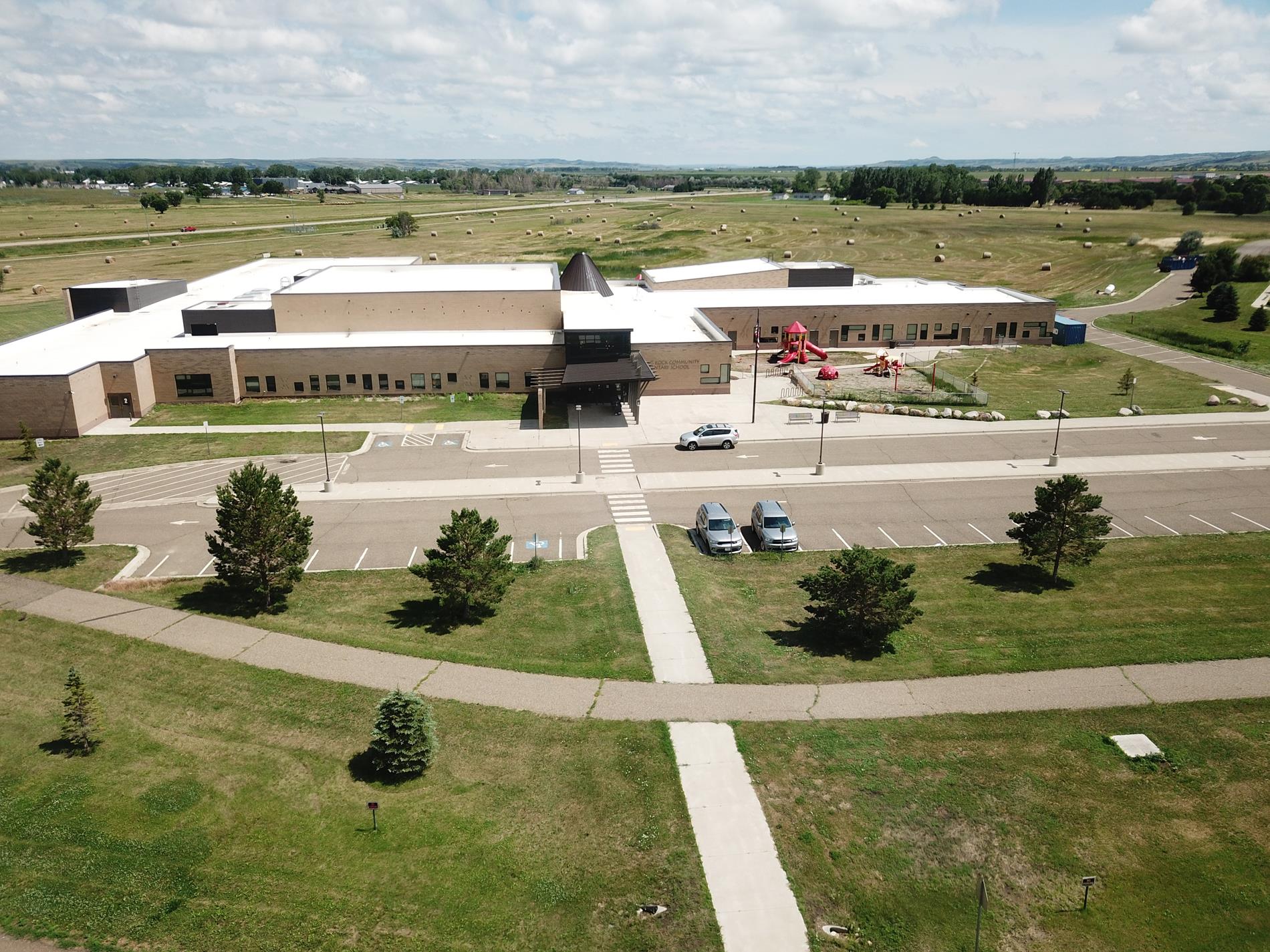 Home [www.standingrock.k12.nd.us]