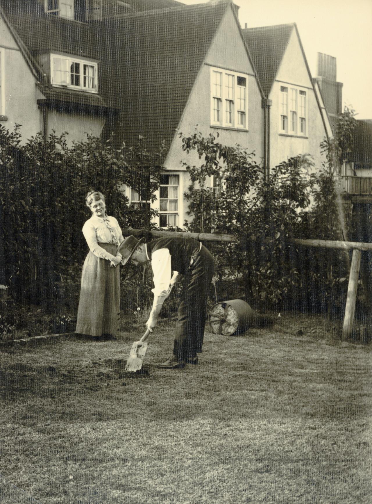 Framers in Focus Elizabeth (Lillie) Williamson NGV