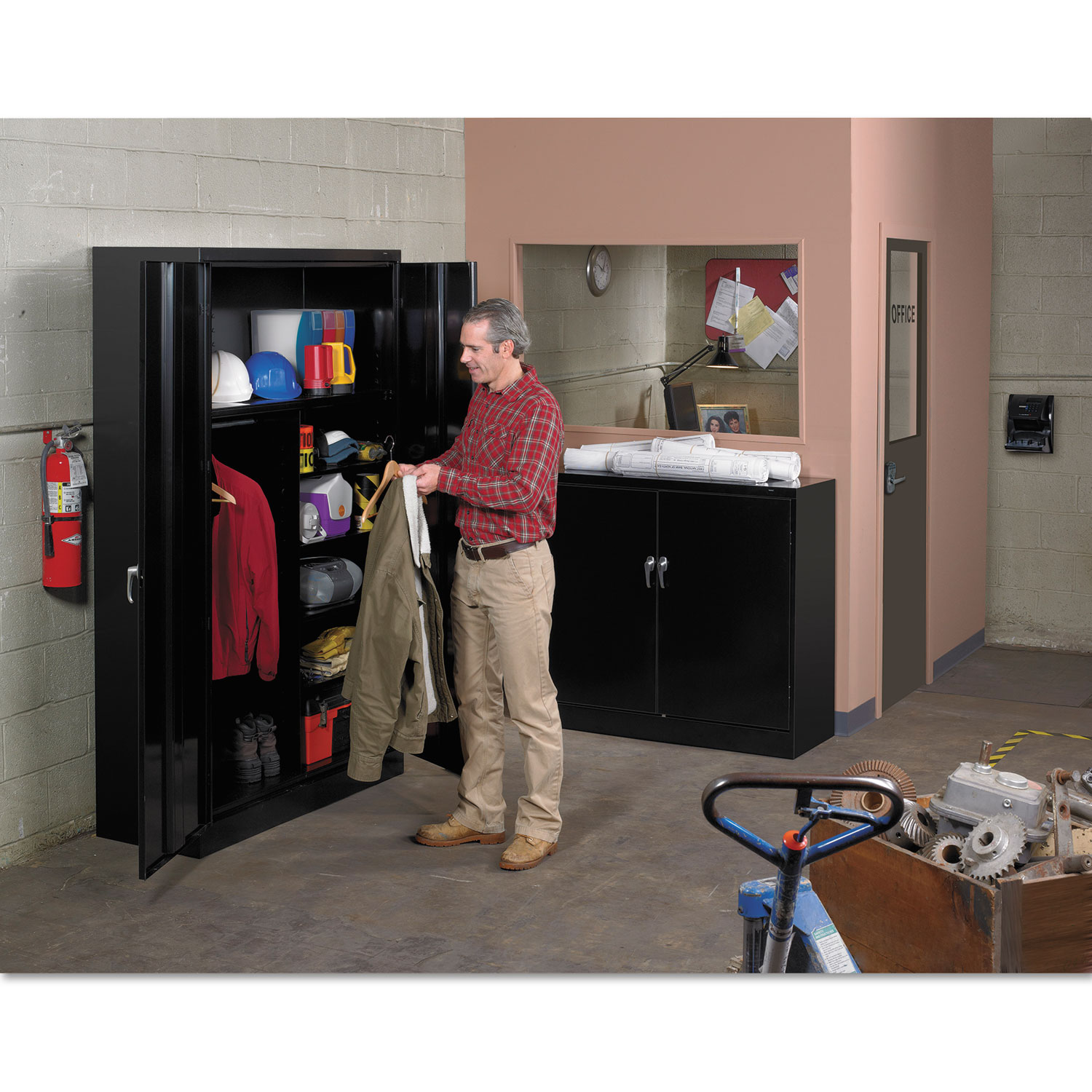 TNNJ2478SUBK Tennsco Assembled Jumbo Steel Storage Zuma