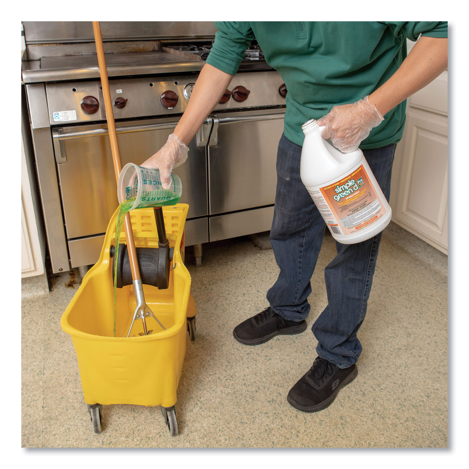 Simple Green® d Pro 3 Plus Antibacterial Concentrate, Herbal, 1 gal