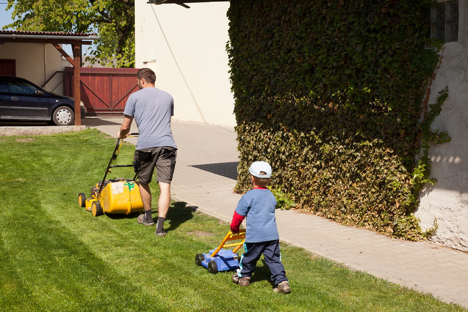 Why your children should stay inside while you mow the lawn