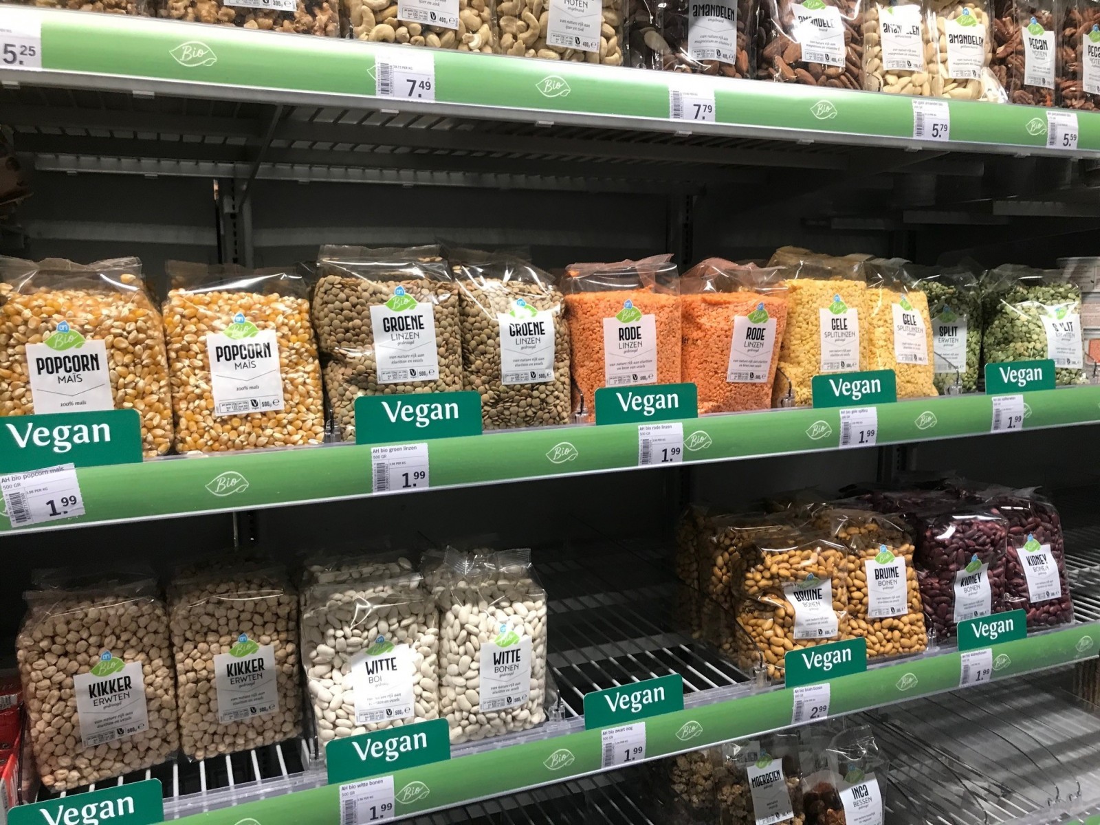 Meer en herkenbaar vegan assortiment bij Albert Heijn